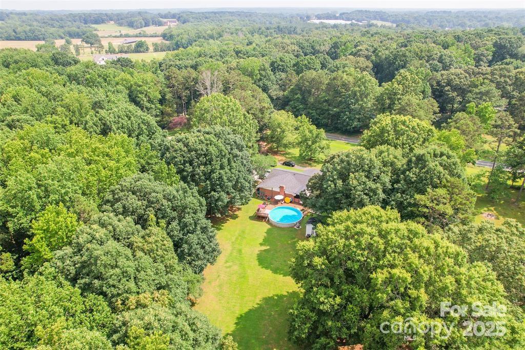 4805 Nesbitt Road Property Photo