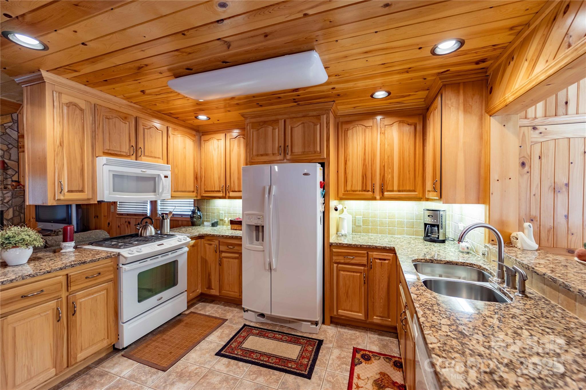 1053 Rich Hill Mountain Road Property Photo 8