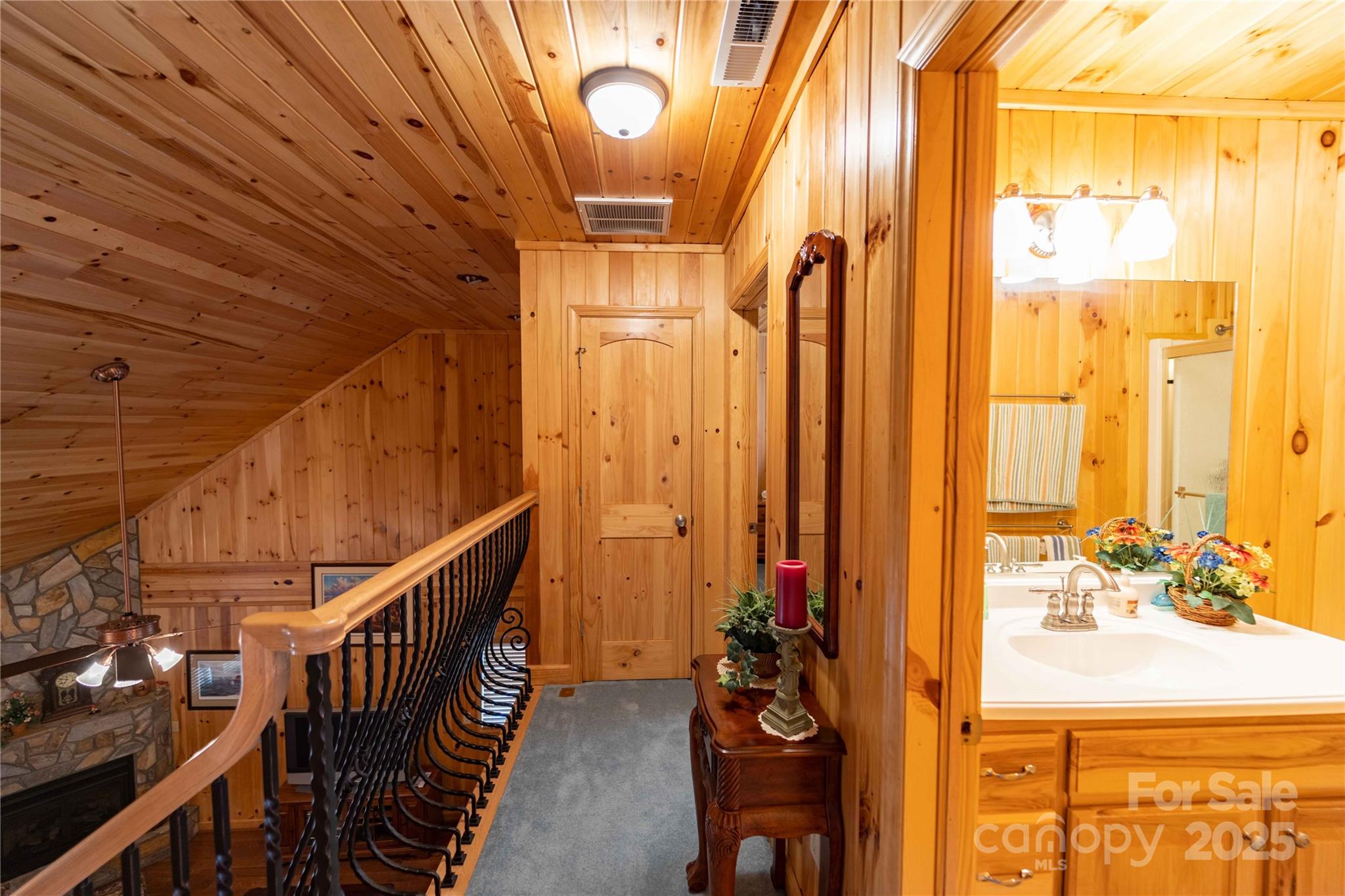 1053 Rich Hill Mountain Road Property Photo 23