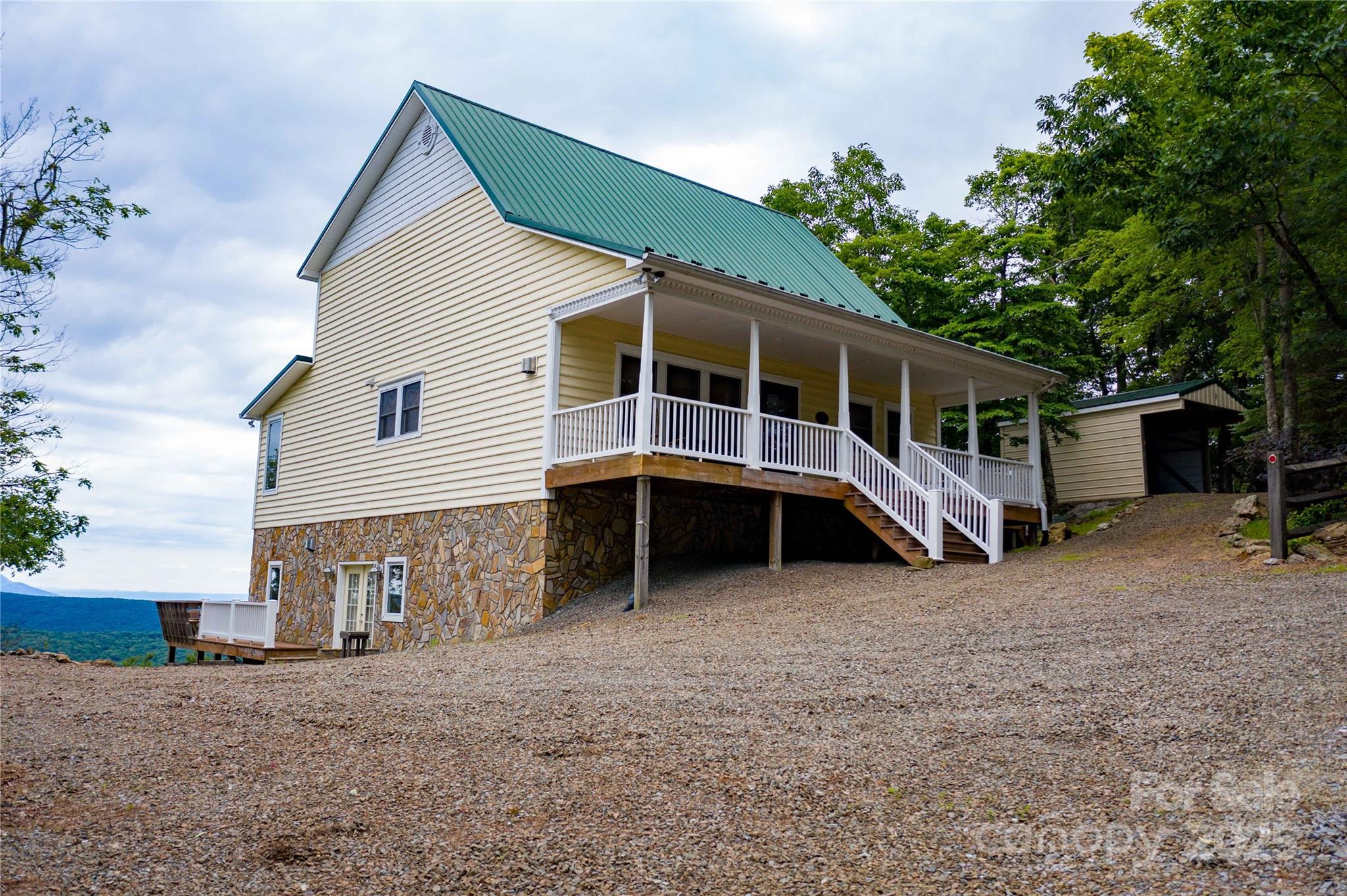 1053 Rich Hill Mountain Road Property Photo 44