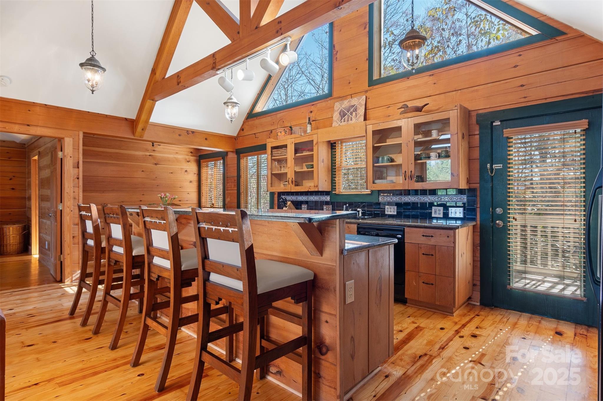 969 Twin Bridges Drive Property Photo 8