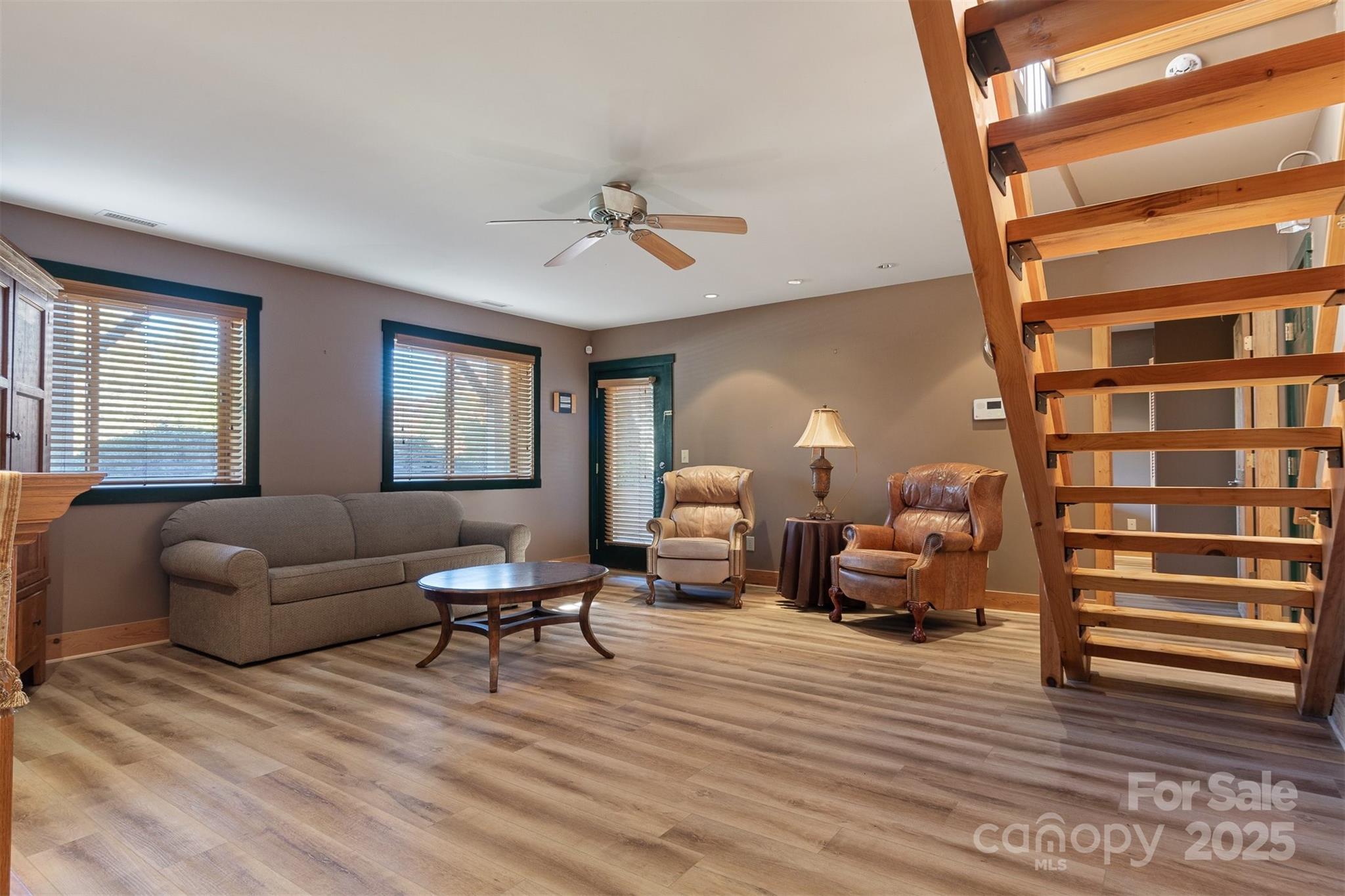 969 Twin Bridges Drive Property Photo 29