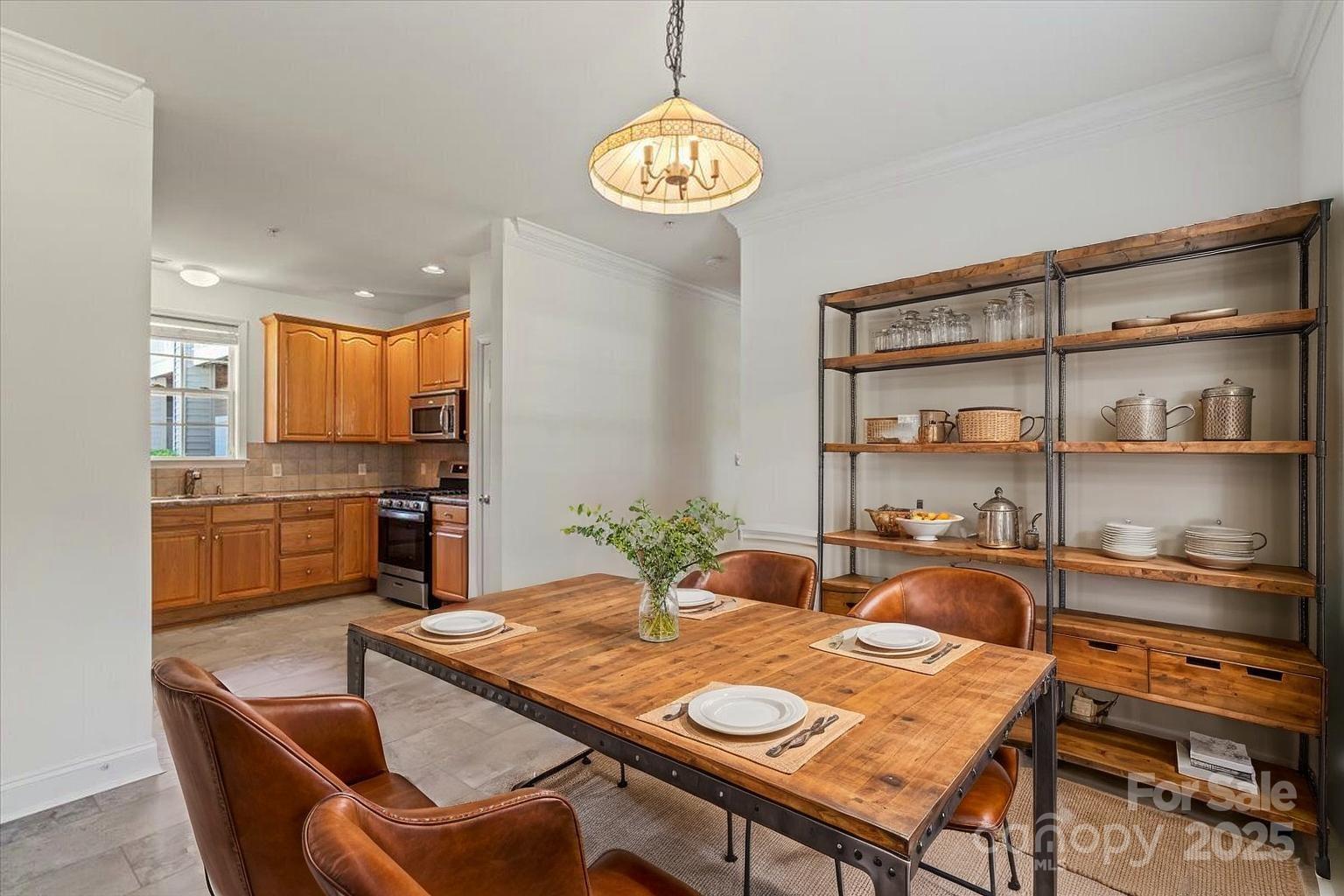 9047 Rosalyn Glen Road Property Photo 17