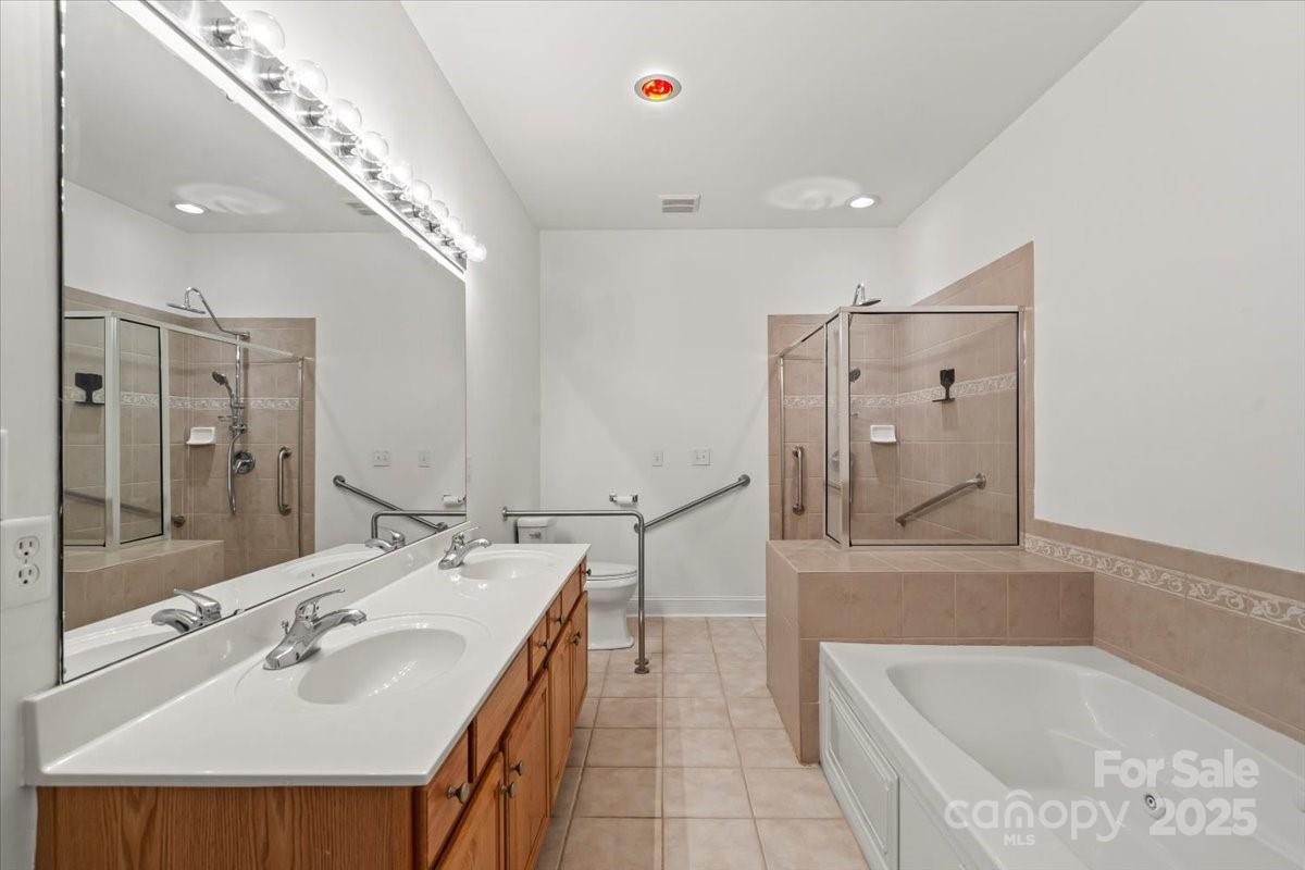 9047 Rosalyn Glen Road Property Photo 23