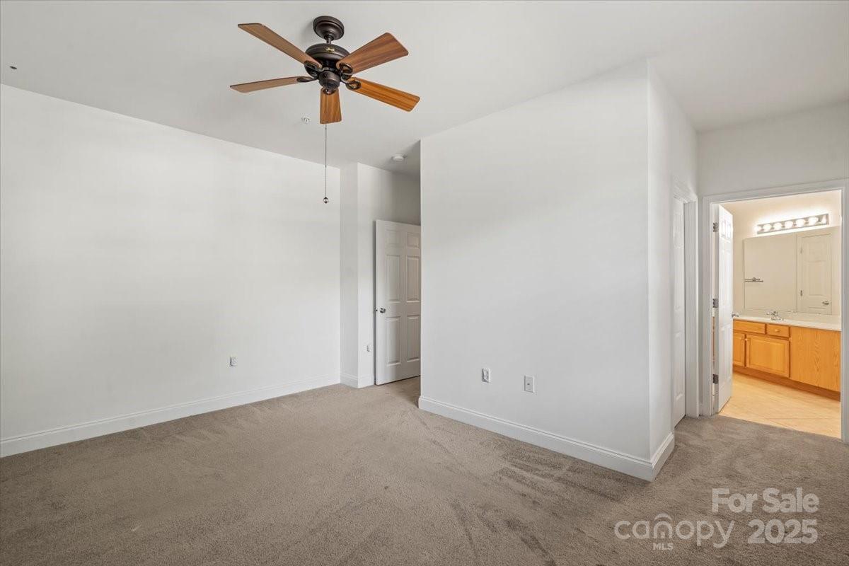 9047 Rosalyn Glen Road Property Photo 29