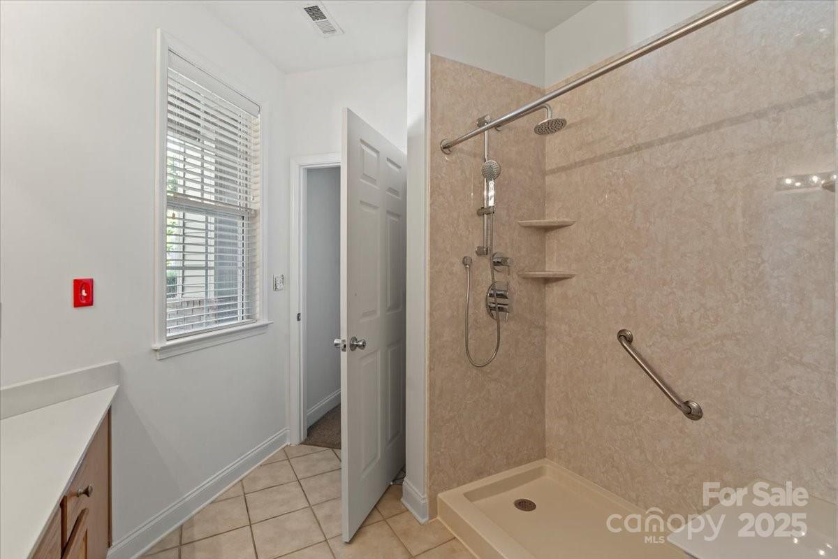 9047 Rosalyn Glen Road Property Photo 31