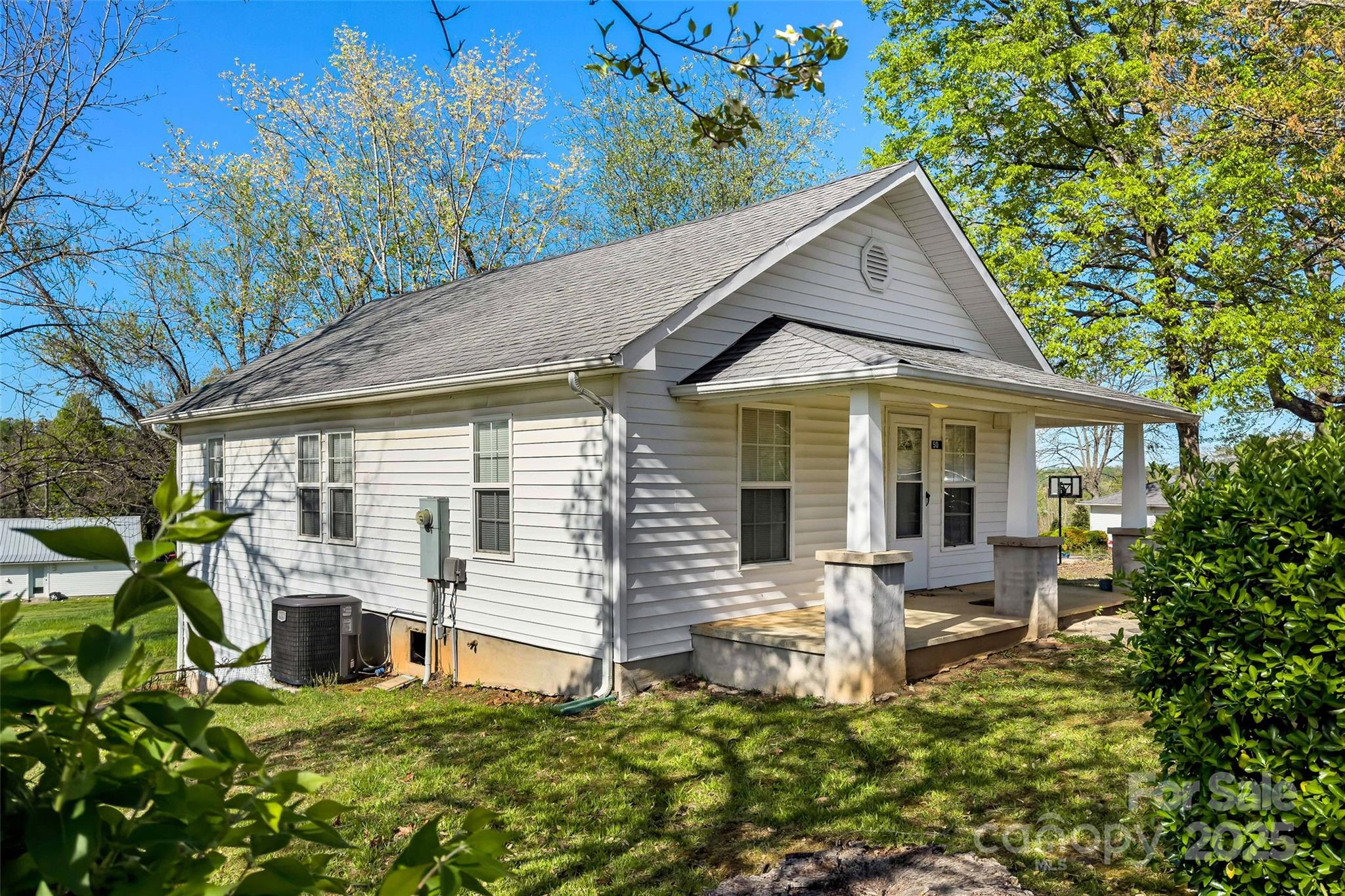 36 & 50 Catawba Avenue Property Photo 15