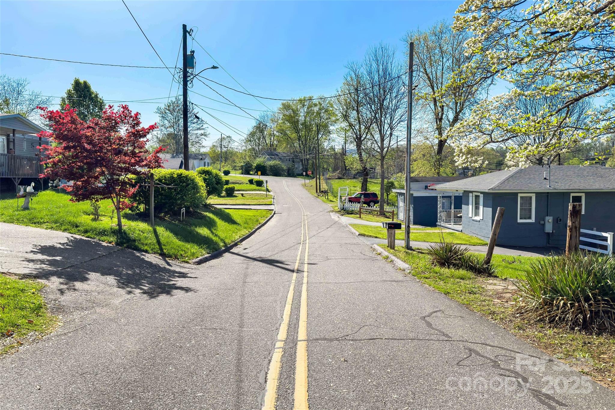 36 & 50 Catawba Avenue Property Photo 18