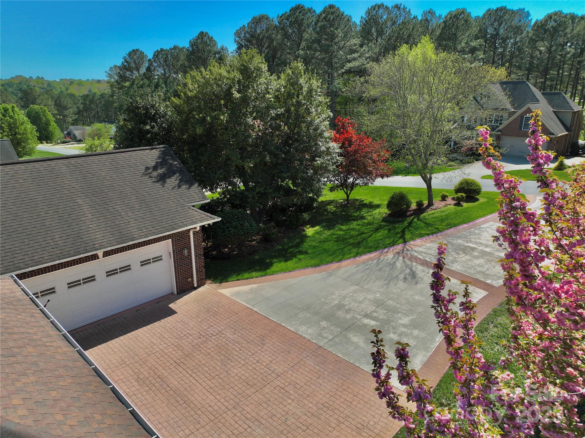 5342 Beacon Ridge Drive Property Photo 4
