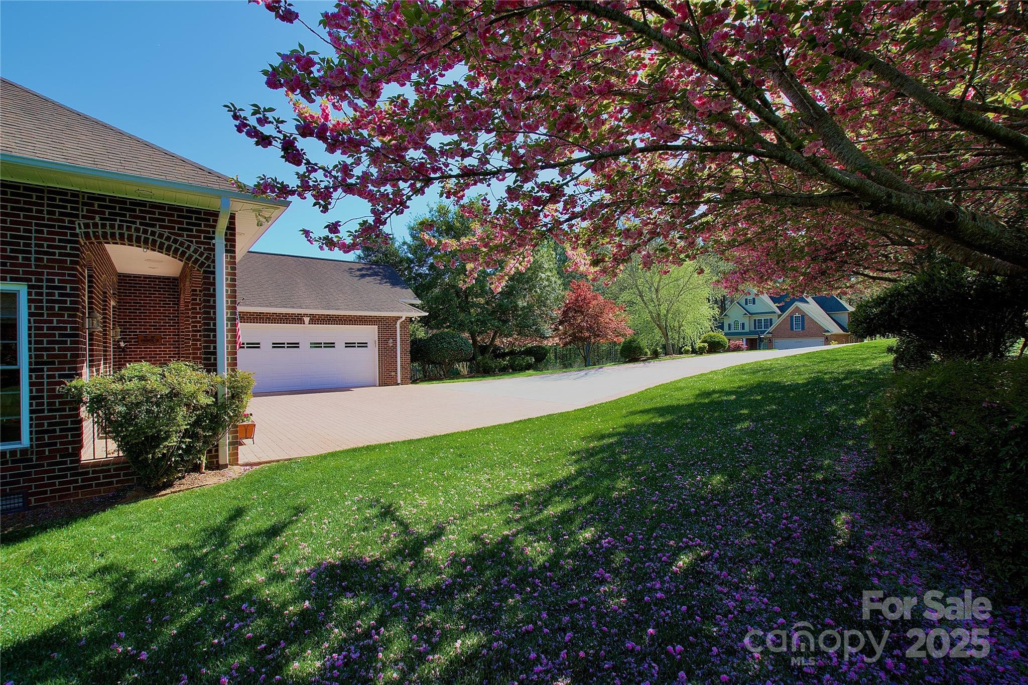 5342 Beacon Ridge Drive Property Photo 12