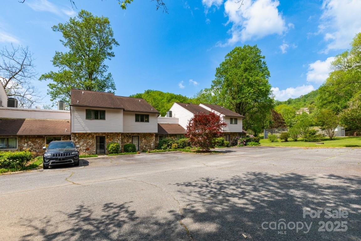 87 Marion Forest Road 8 Property Photo