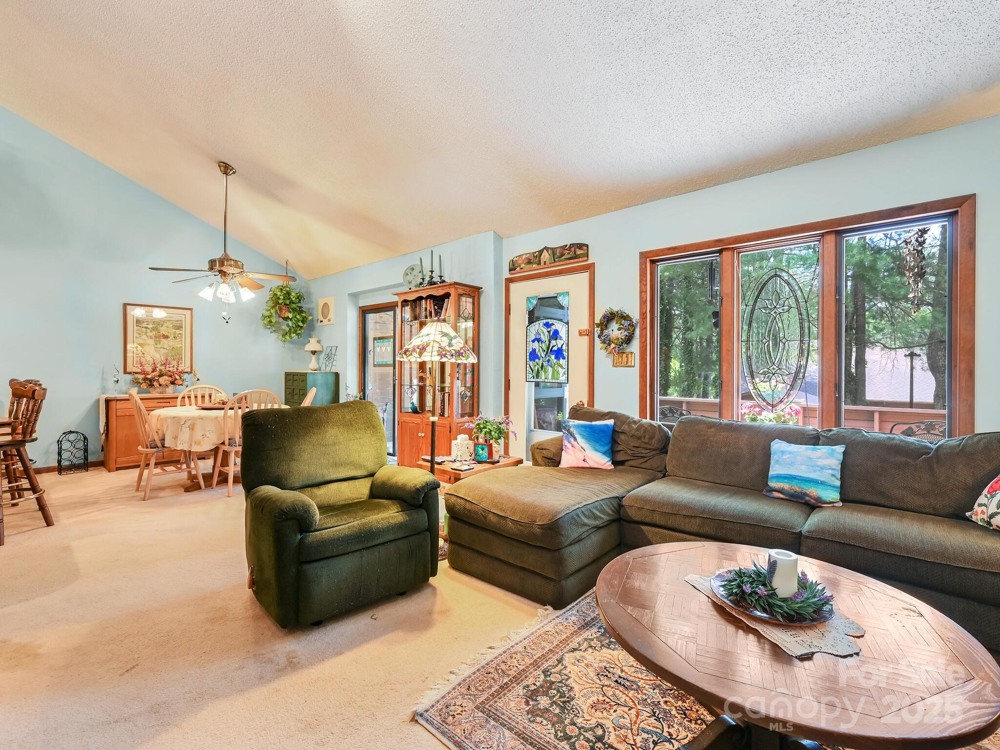 306 Woodfield Drive Property Photo 4