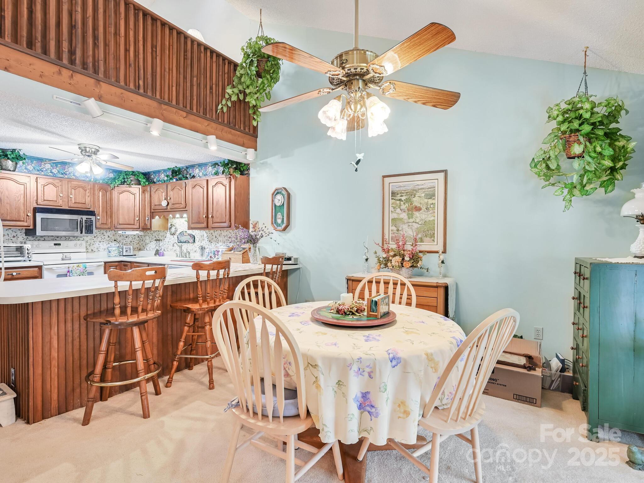 306 Woodfield Drive Property Photo 10