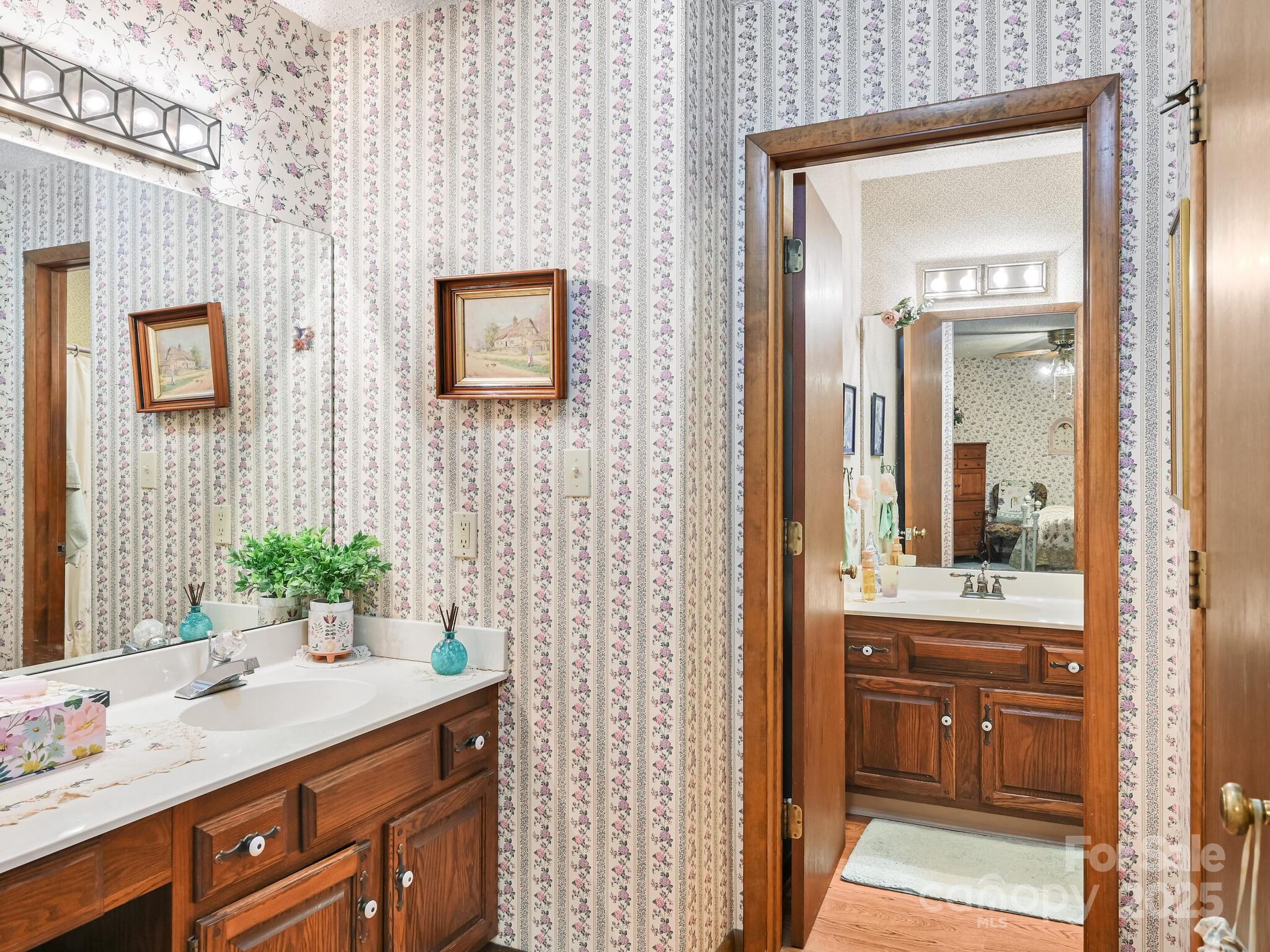 306 Woodfield Drive Property Photo 16