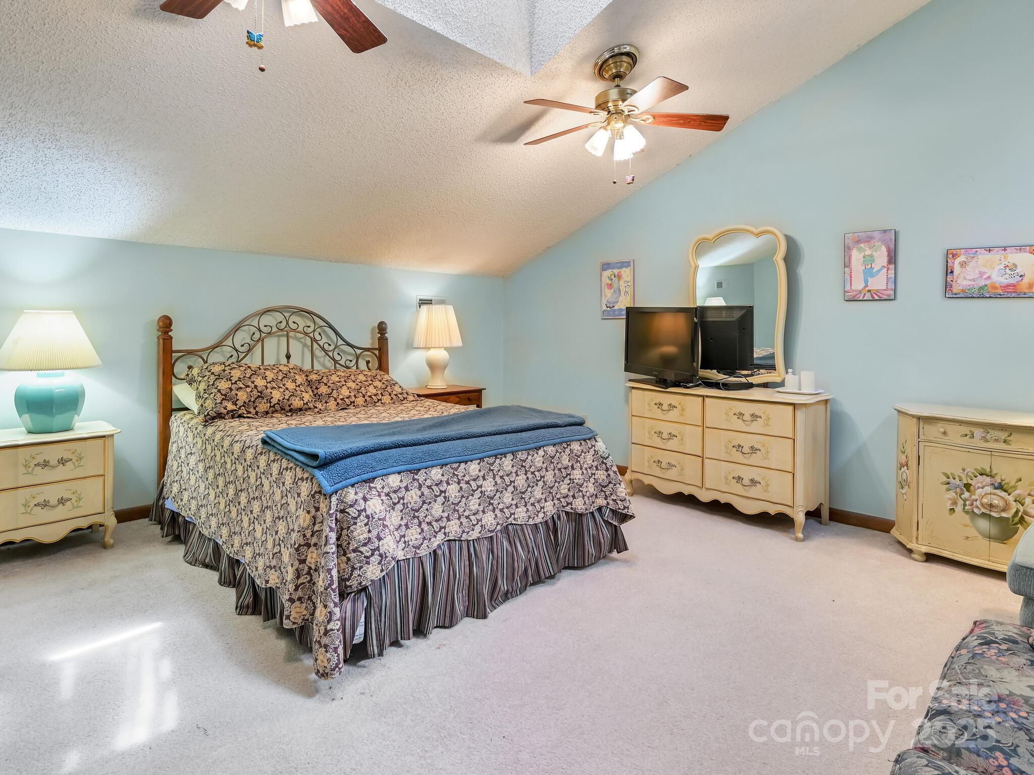 306 Woodfield Drive Property Photo 21