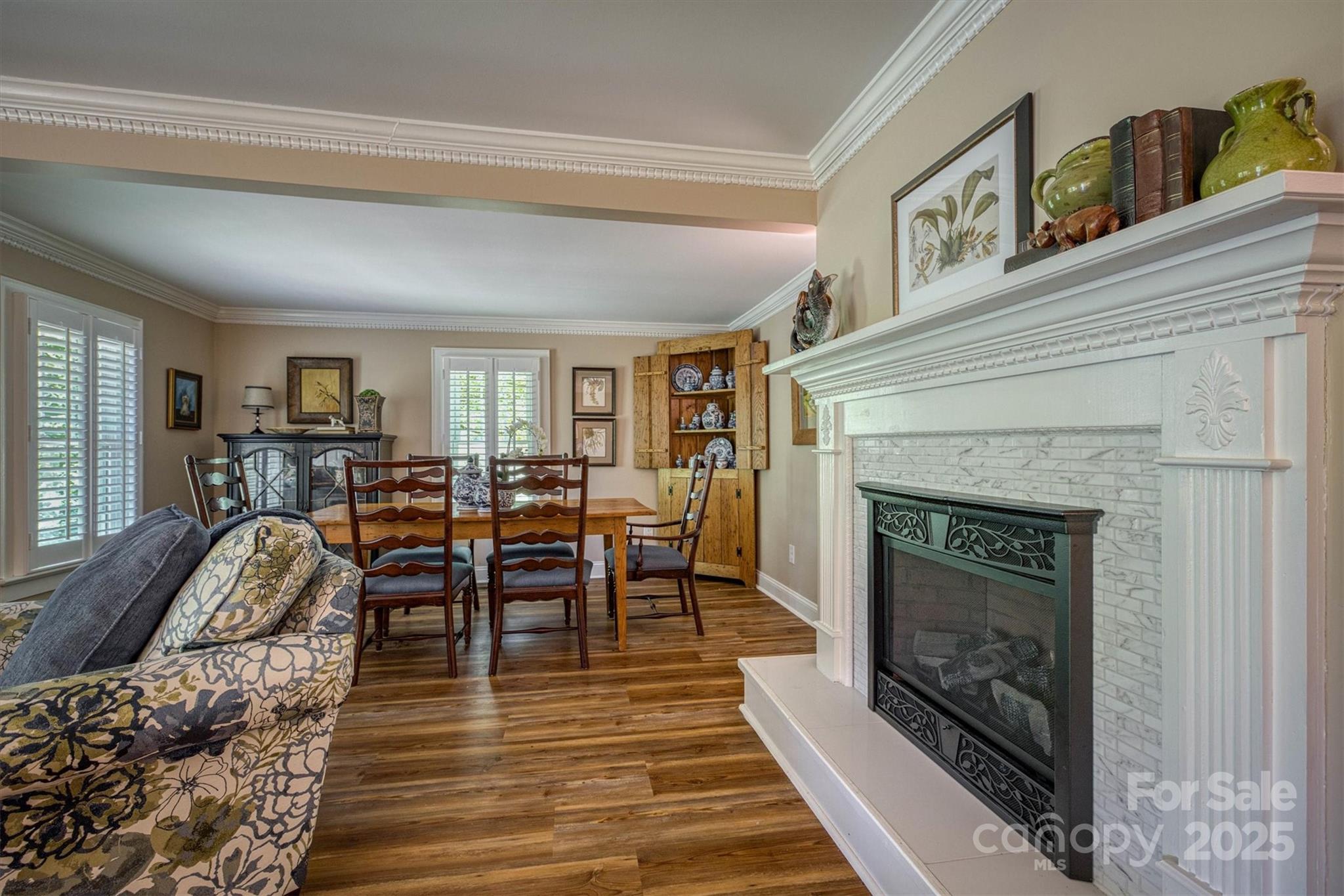 1026 Shelby Lane Property Photo 12