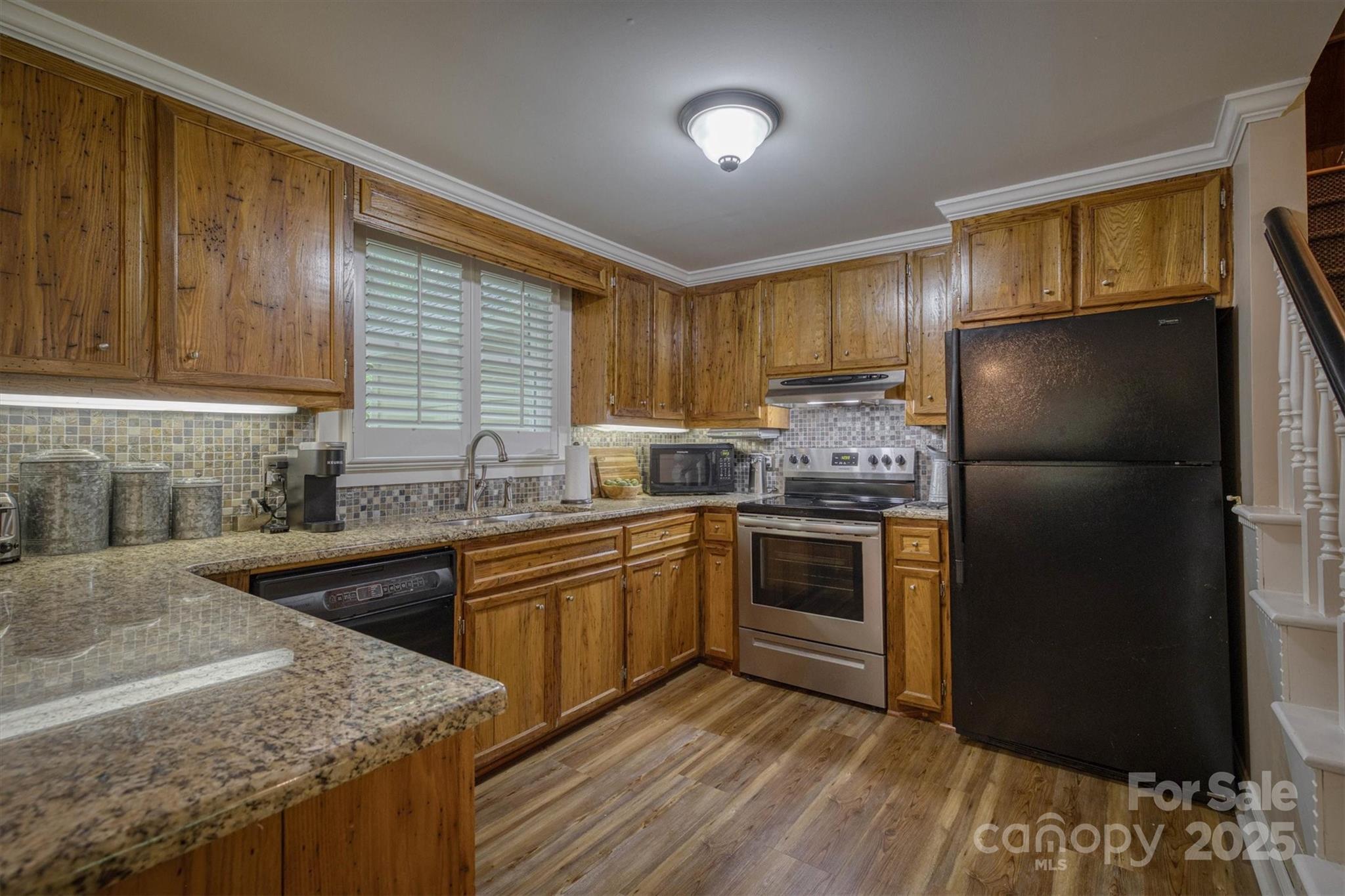 1026 Shelby Lane Property Photo 17
