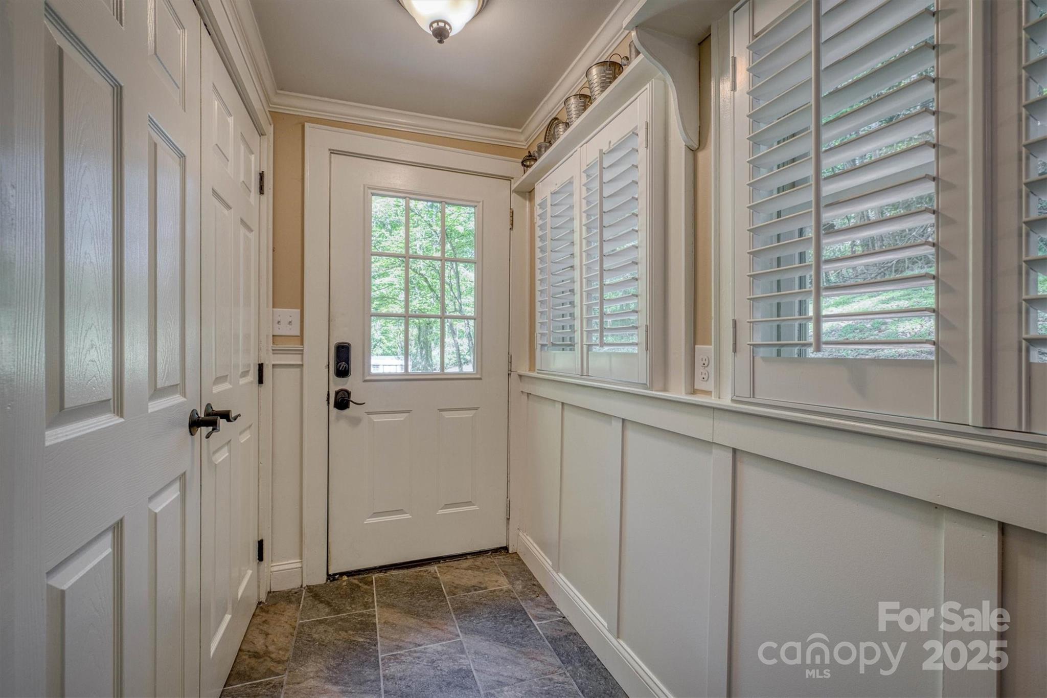 1026 Shelby Lane Property Photo 21