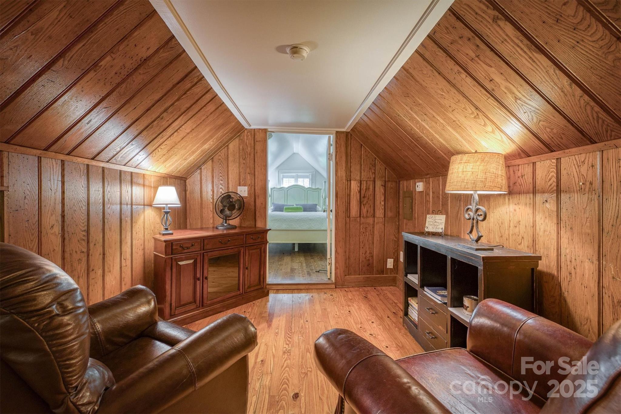 1026 Shelby Lane Property Photo 34