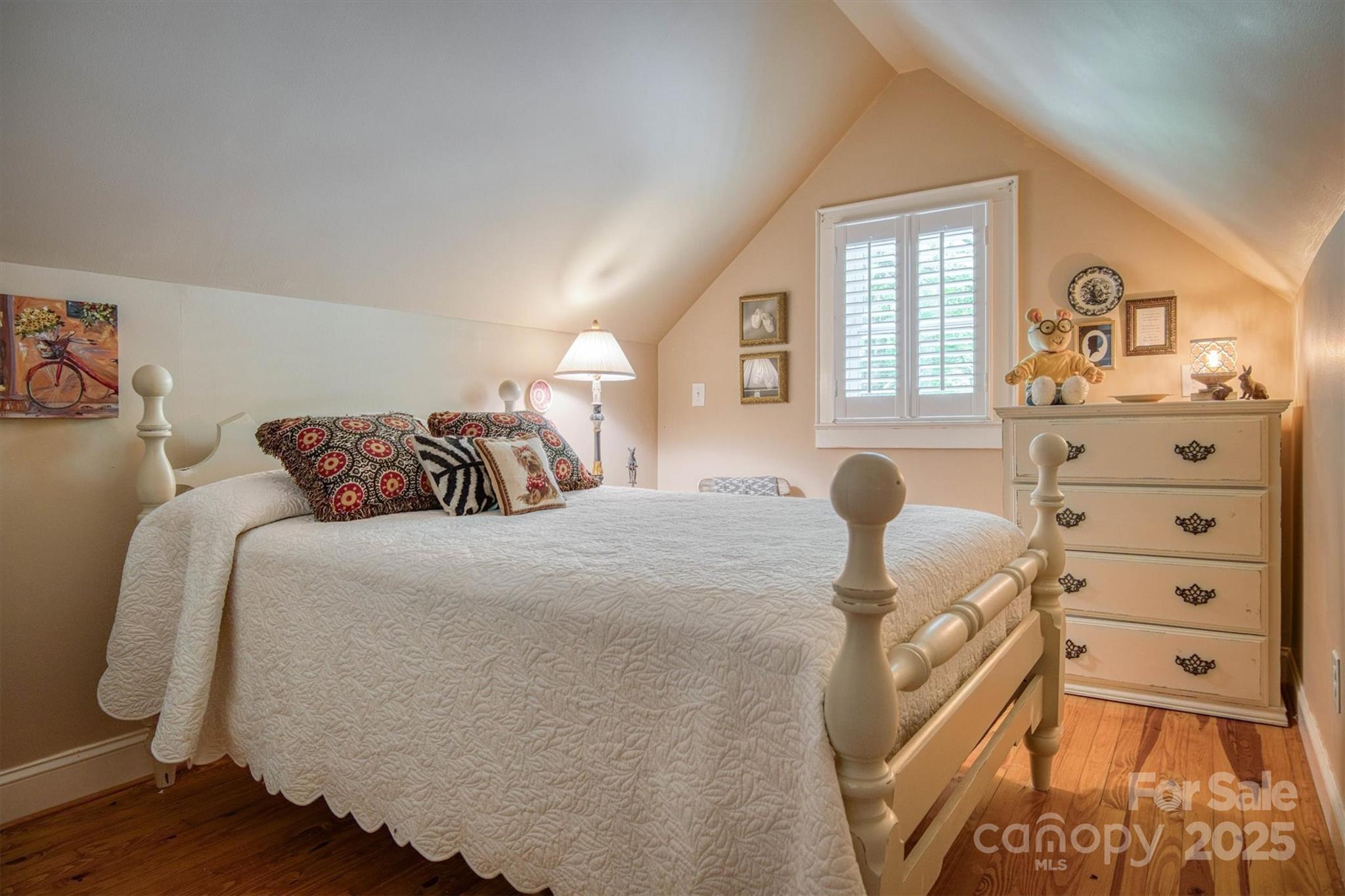 1026 Shelby Lane Property Photo 36