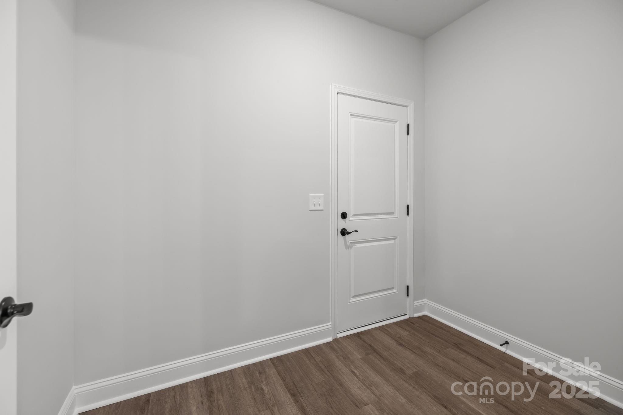 4029 Grommet Court 6 Property Photo 24