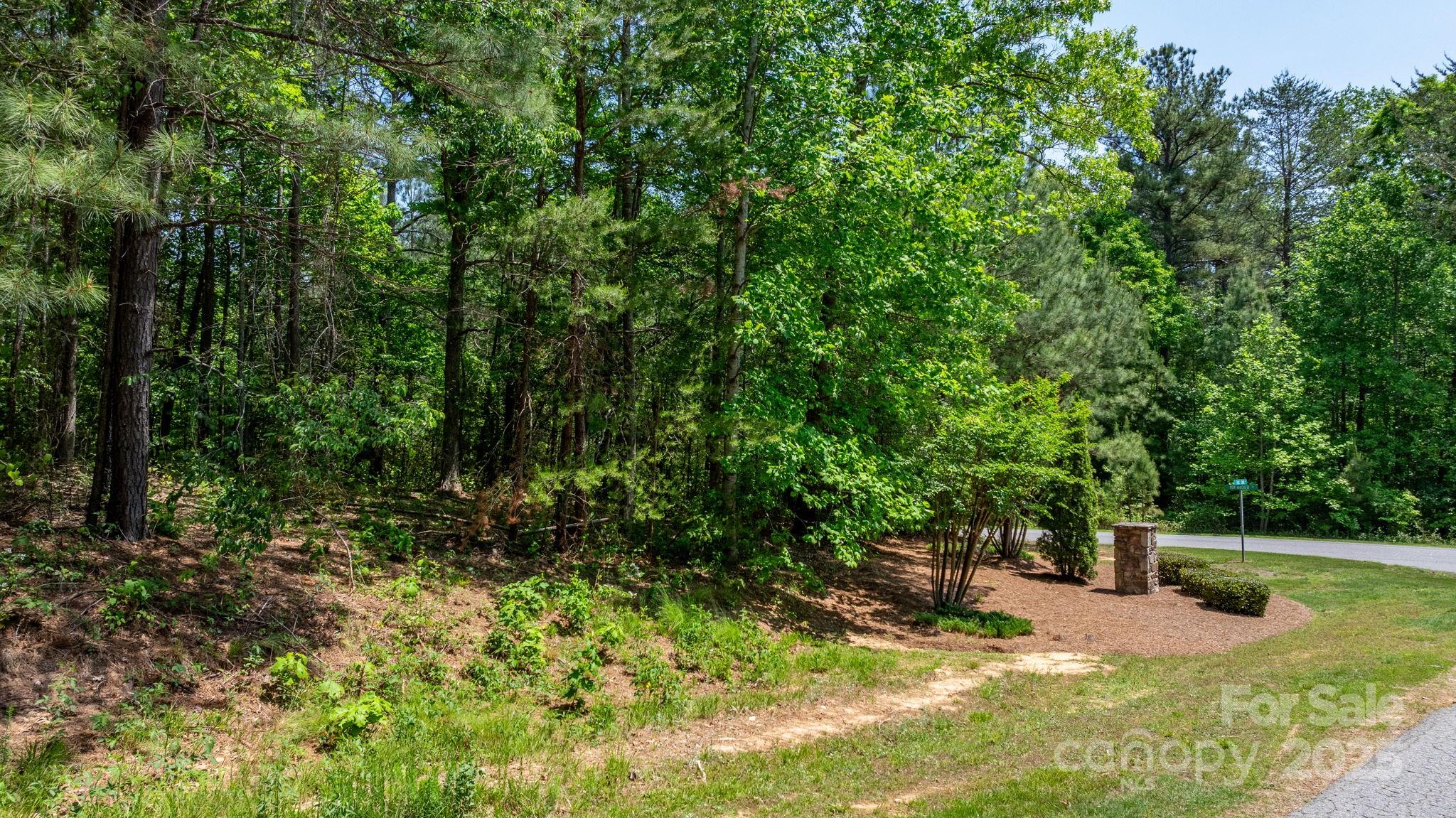 7996 Eric Crane Drive Property Photo 12