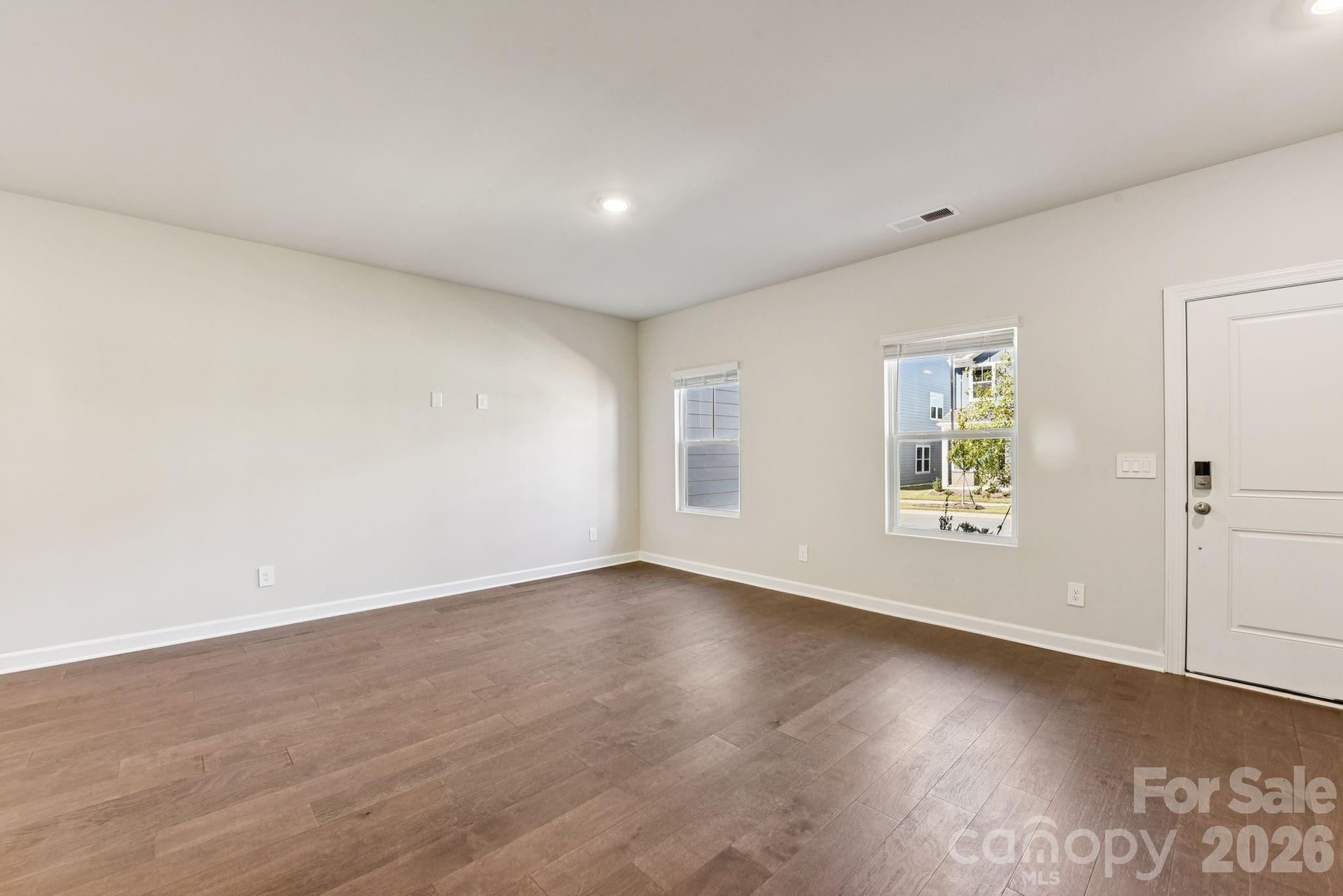 109 Ciara Place E Property Photo 4
