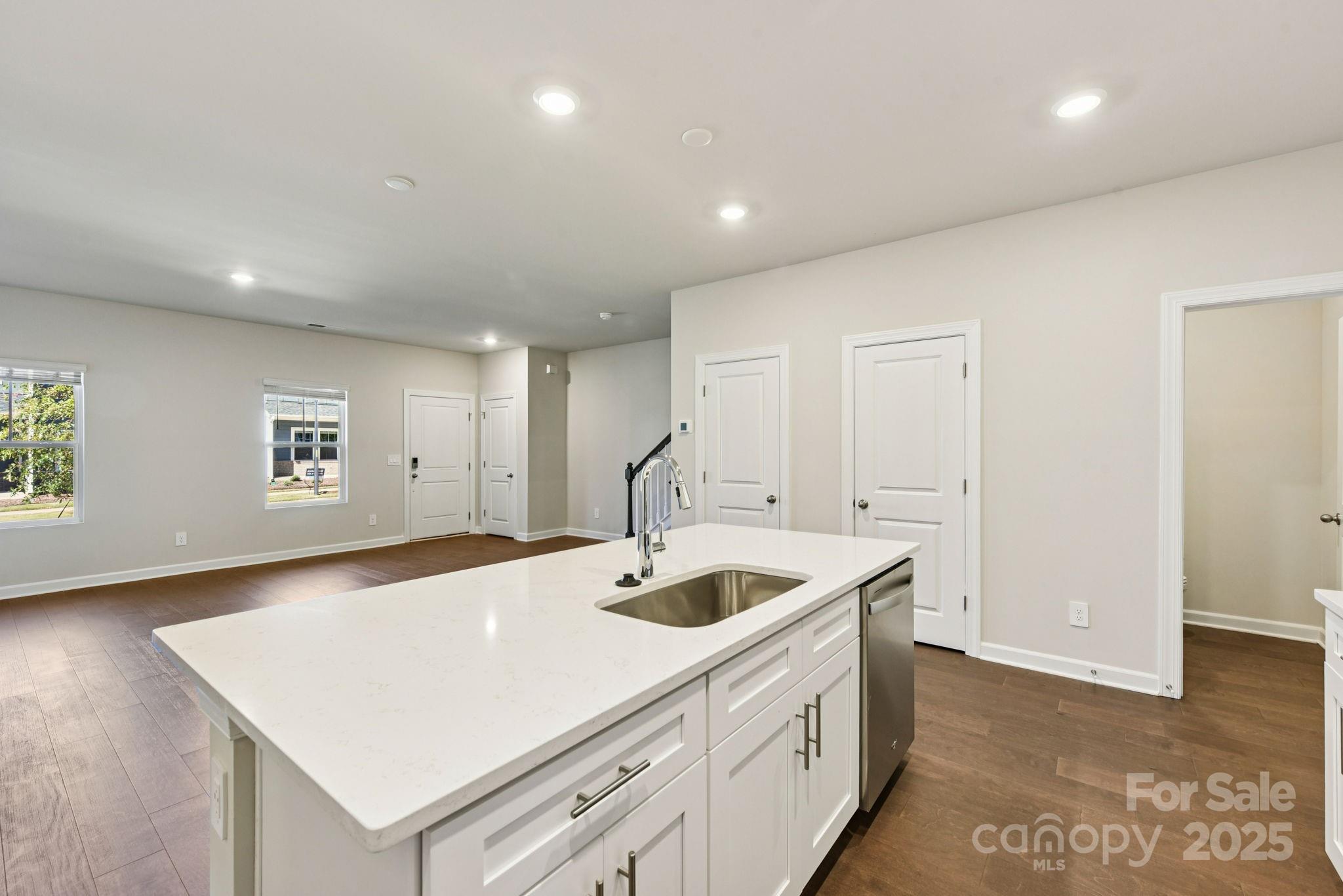 109 Ciara Place E Property Photo 5