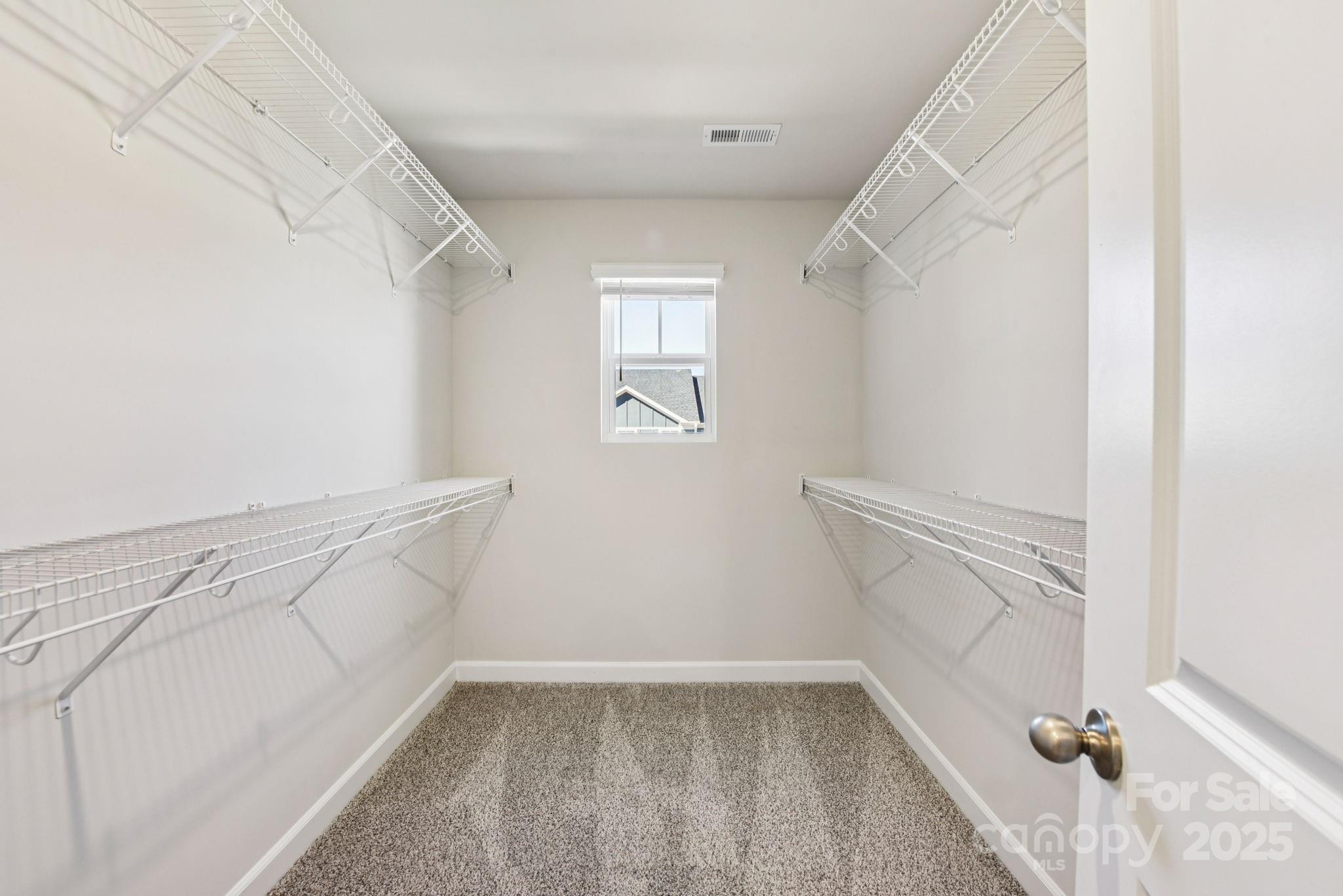 109 Ciara Place E Property Photo 16
