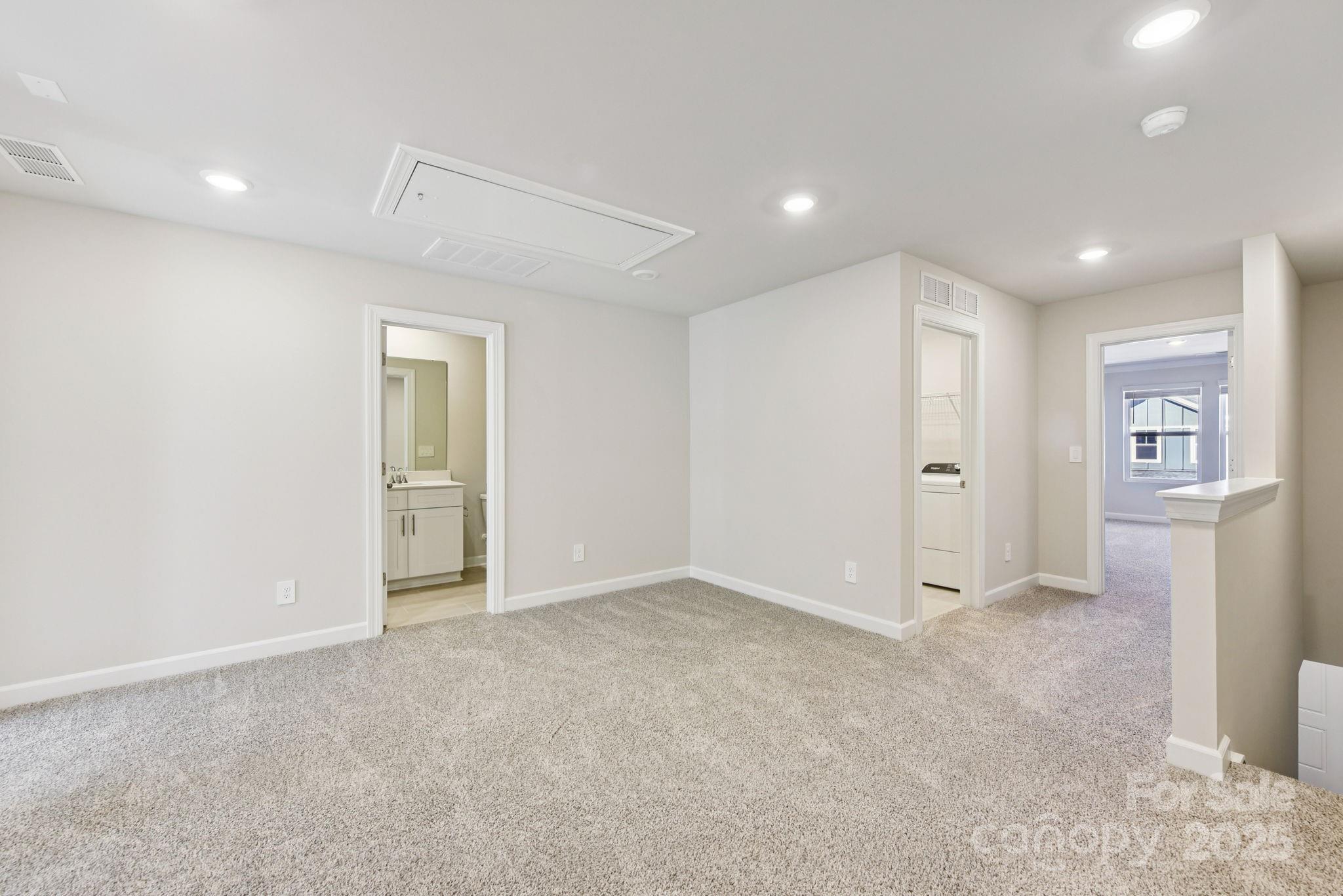 109 Ciara Place E Property Photo 18