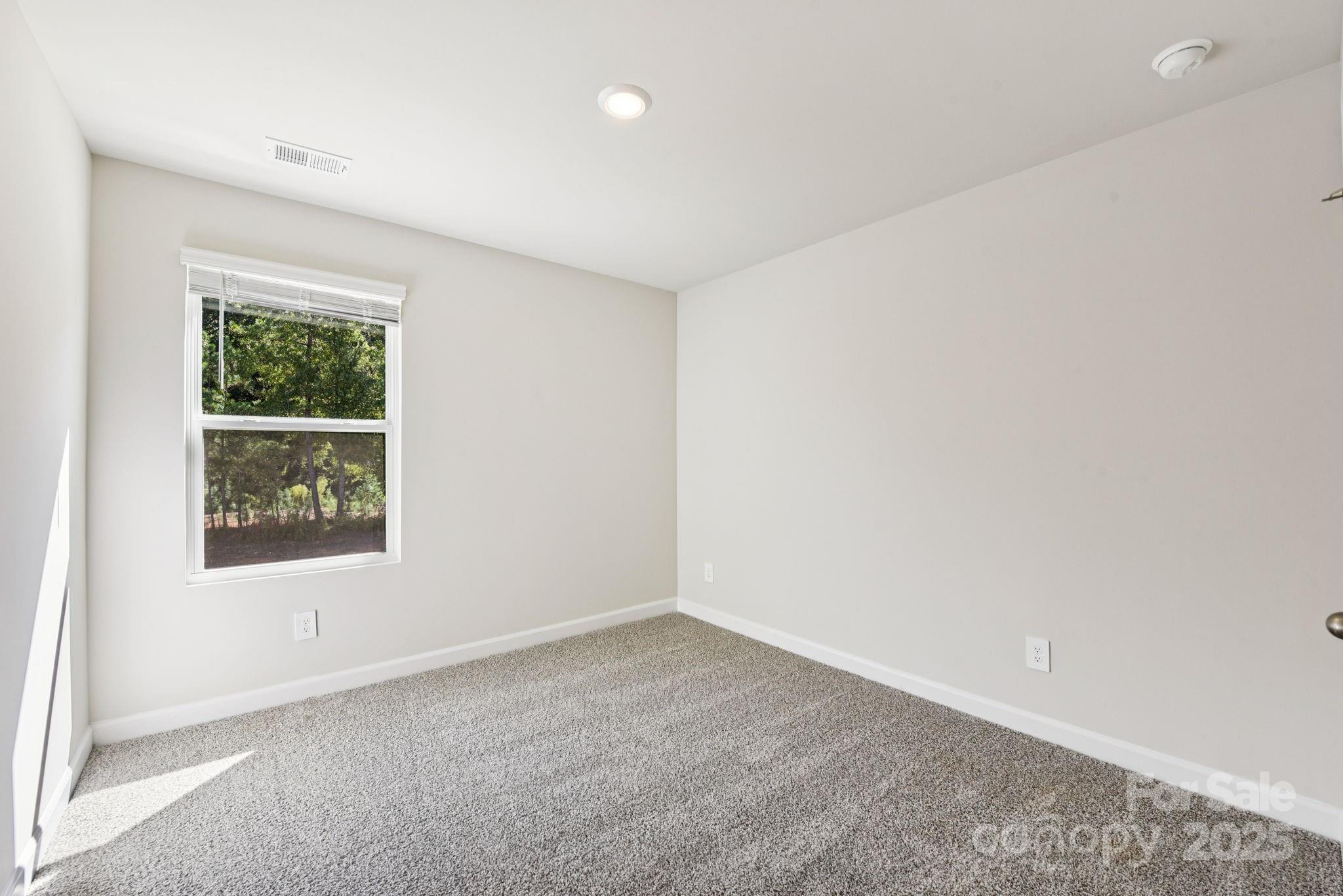 109 Ciara Place E Property Photo 19