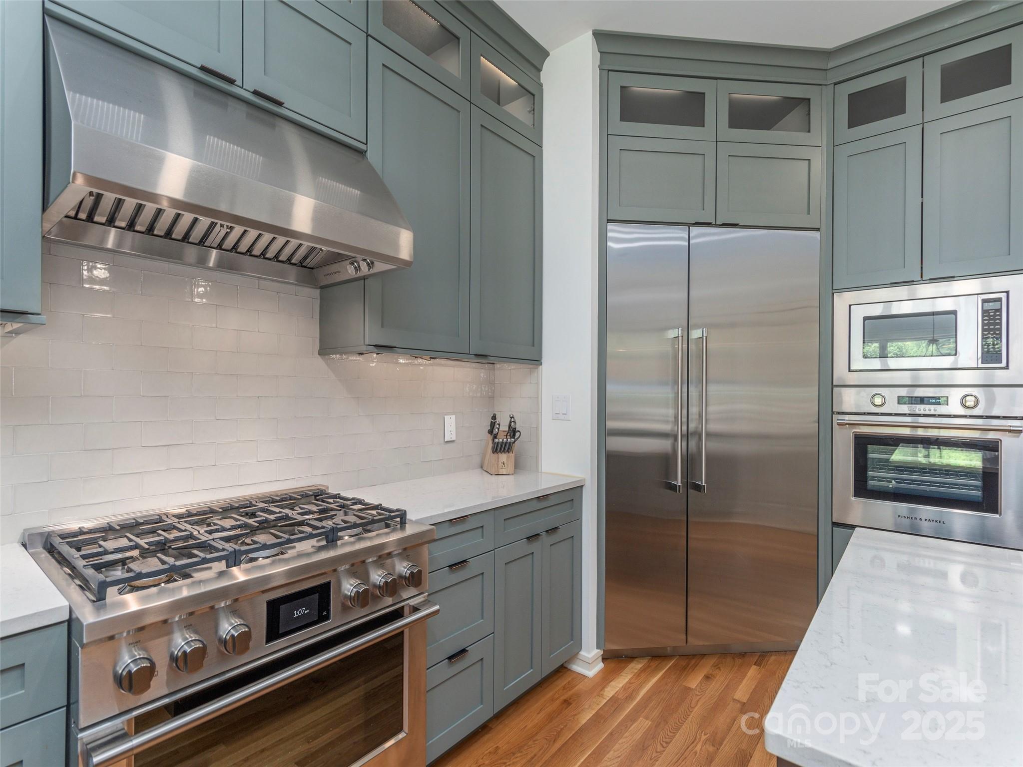 341 Racquet Club Road Property Photo 15