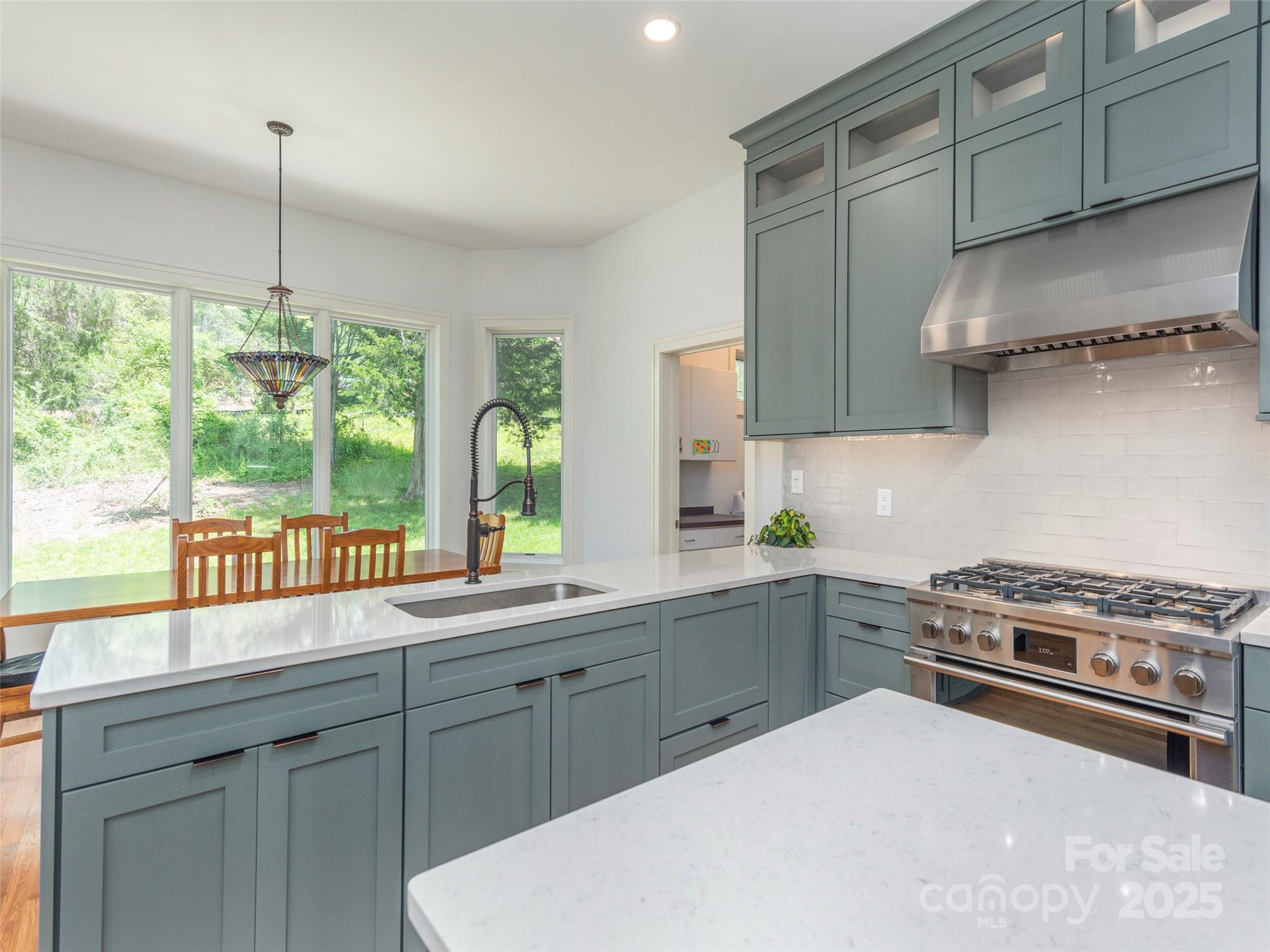 341 Racquet Club Road Property Photo 16