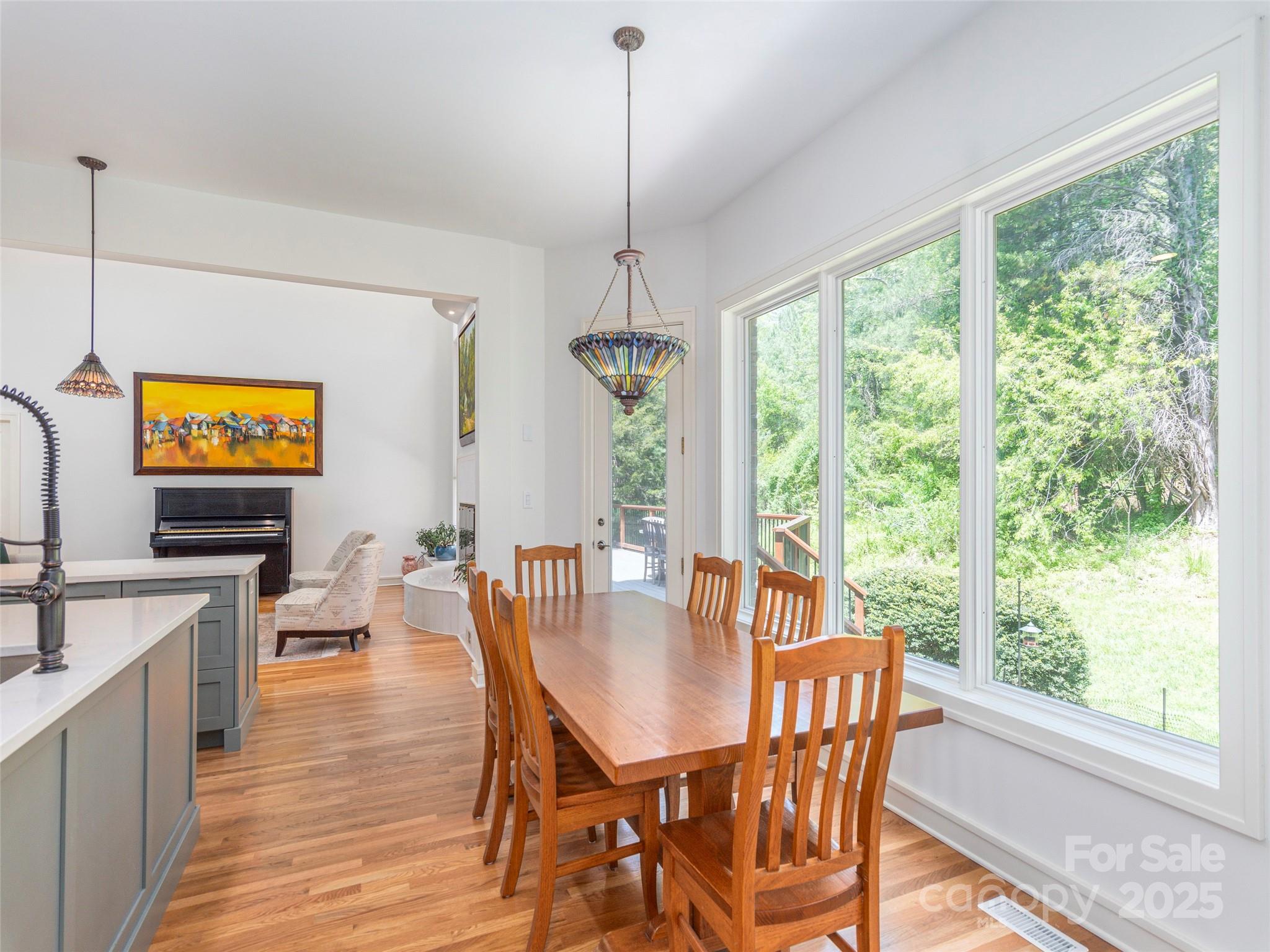 341 Racquet Club Road Property Photo 18