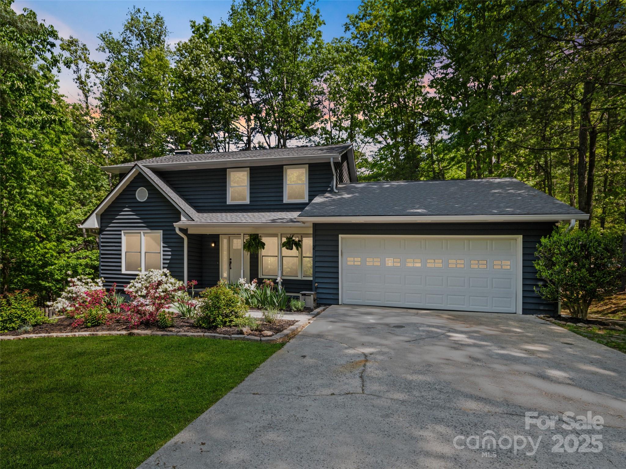 2 Glenwood Circle Property Photo 1