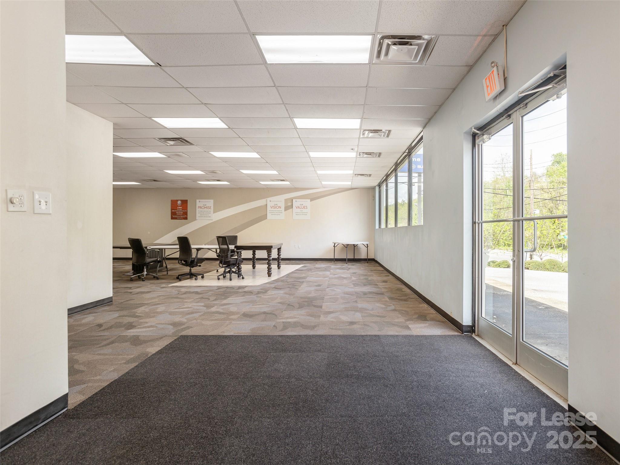 579 Tunnel Road Property Photo 4