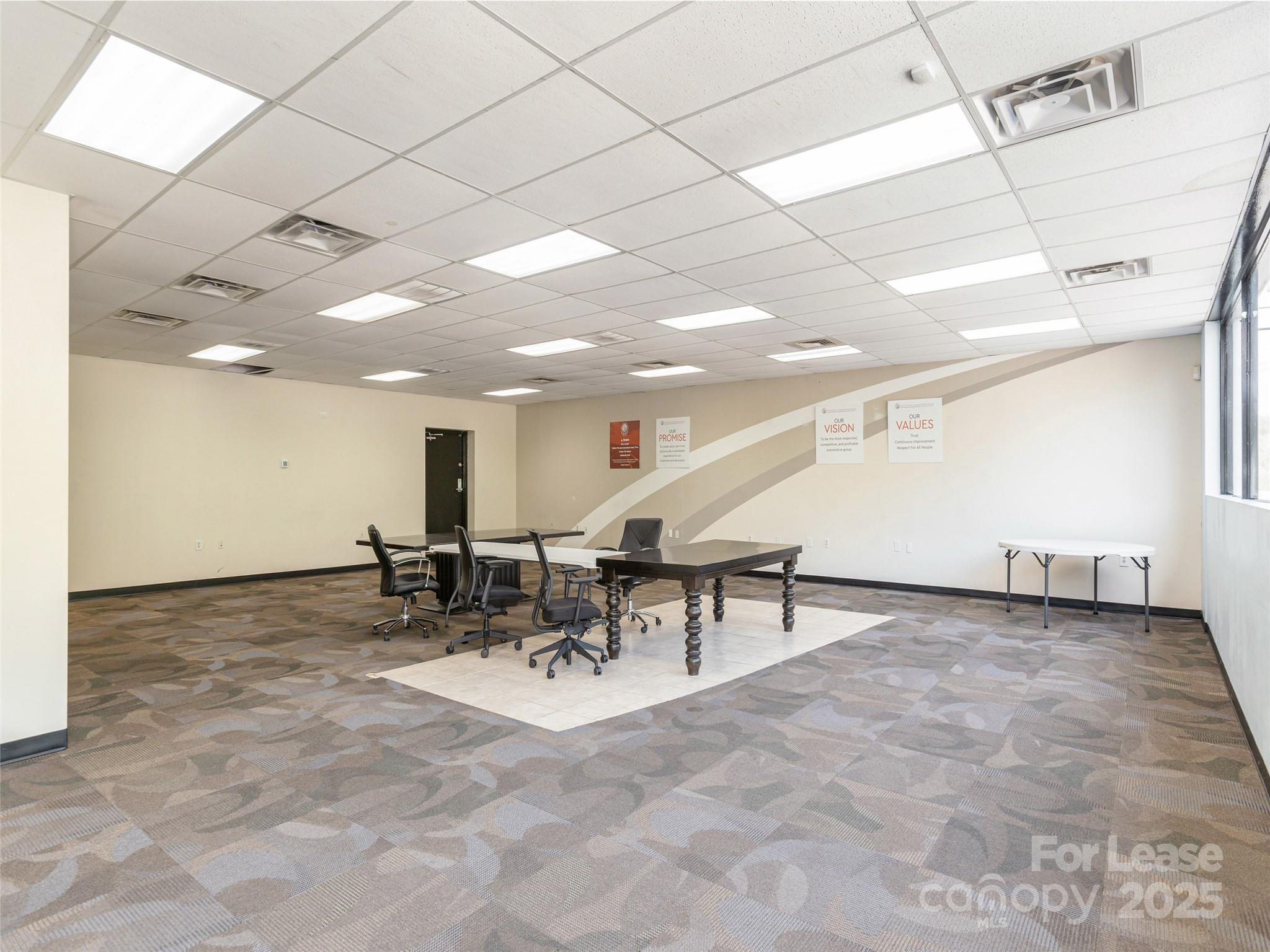 579 Tunnel Road Property Photo 7