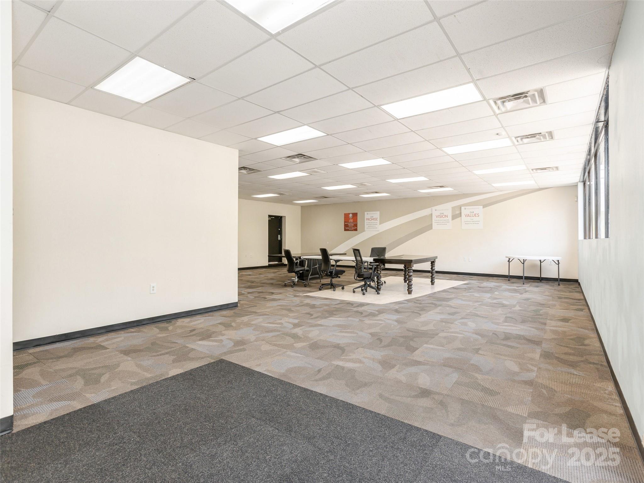 579 Tunnel Road Property Photo 8