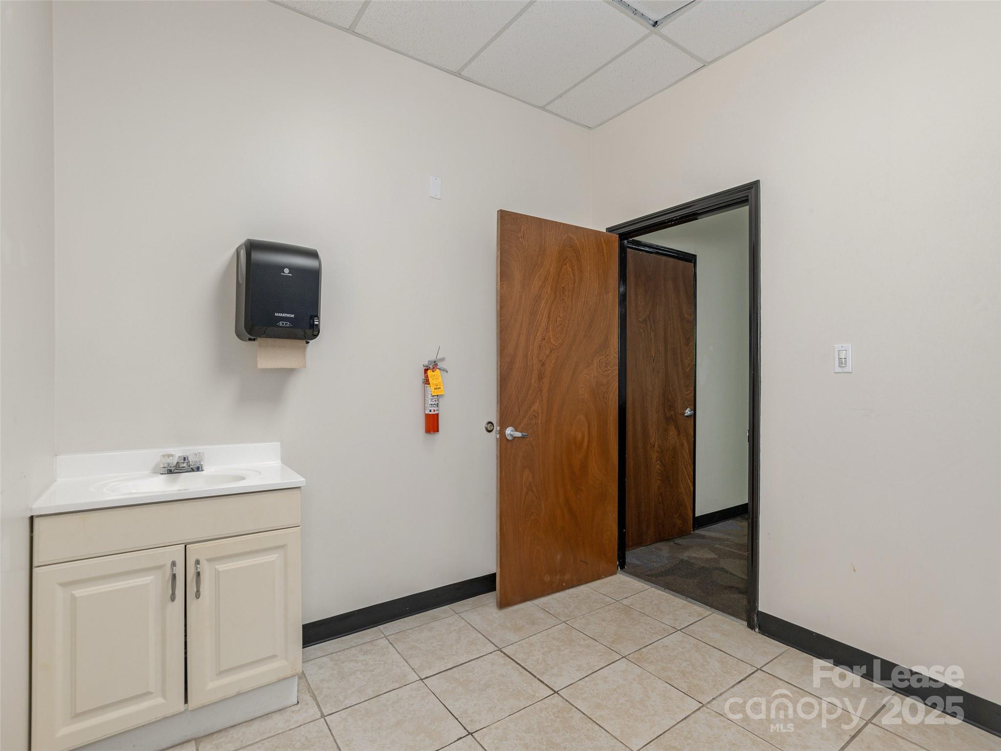 579 Tunnel Road Property Photo 11