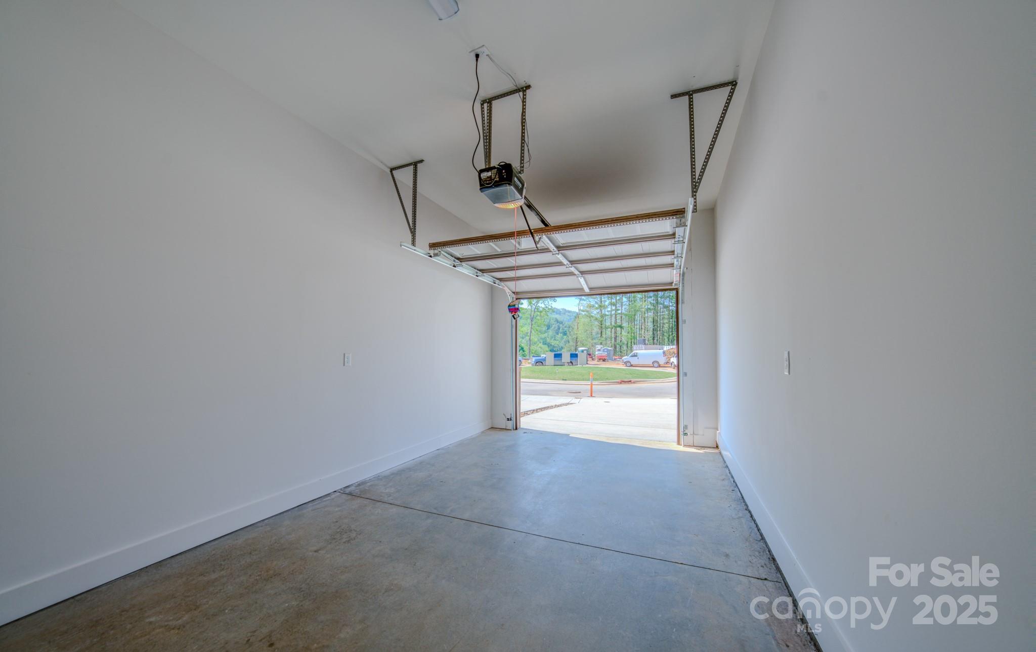 151 Collin Place 15 Property Photo 15