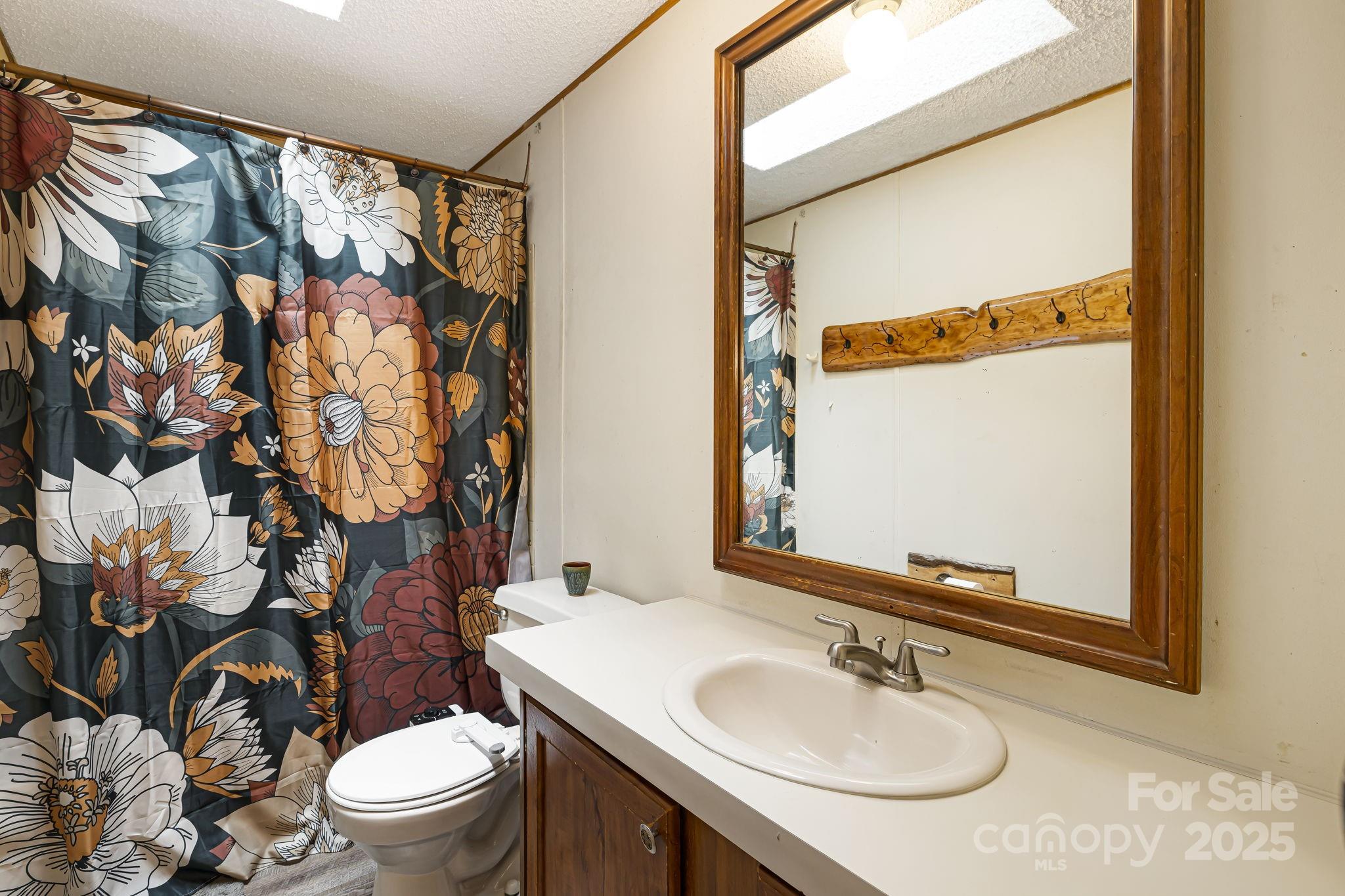 15 Robin Lane Property Photo 26