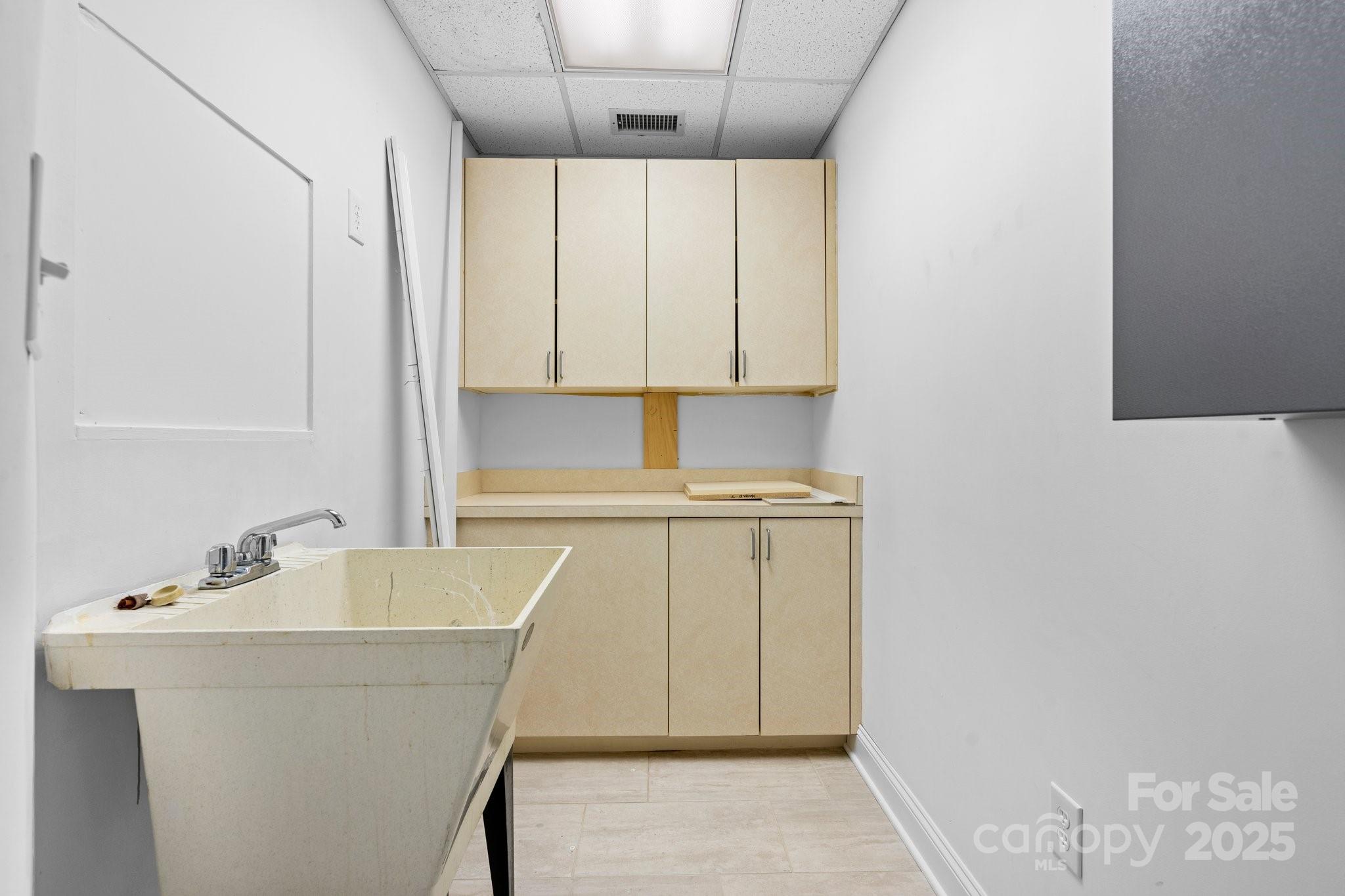 929 15th Street Property Photo 17