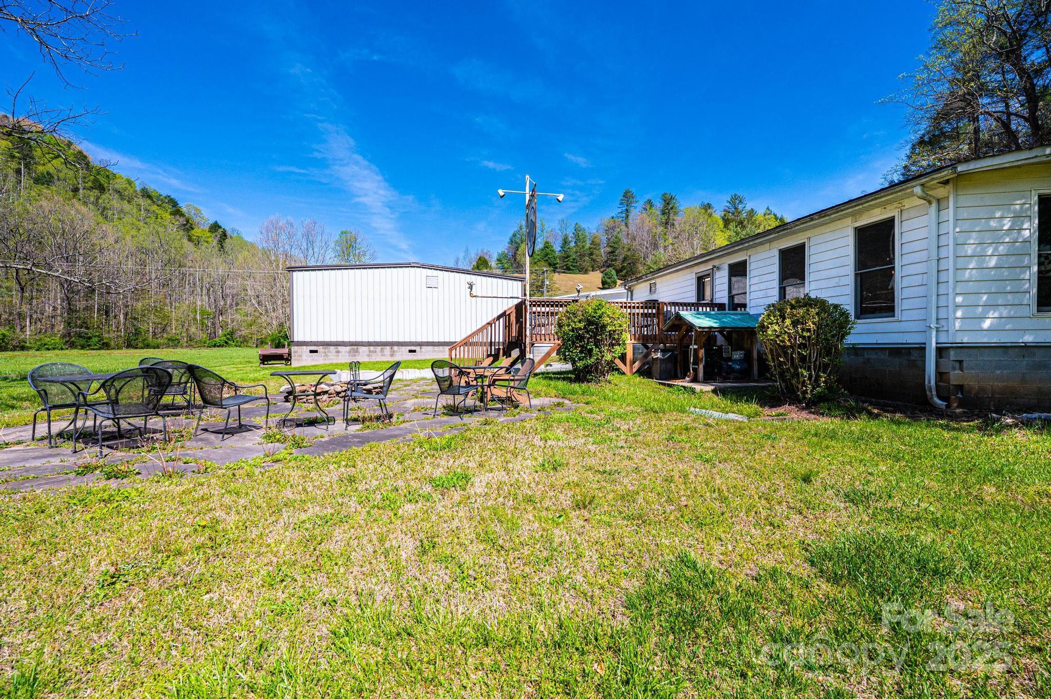 6353 Buffalo Cove Road Property Photo 31