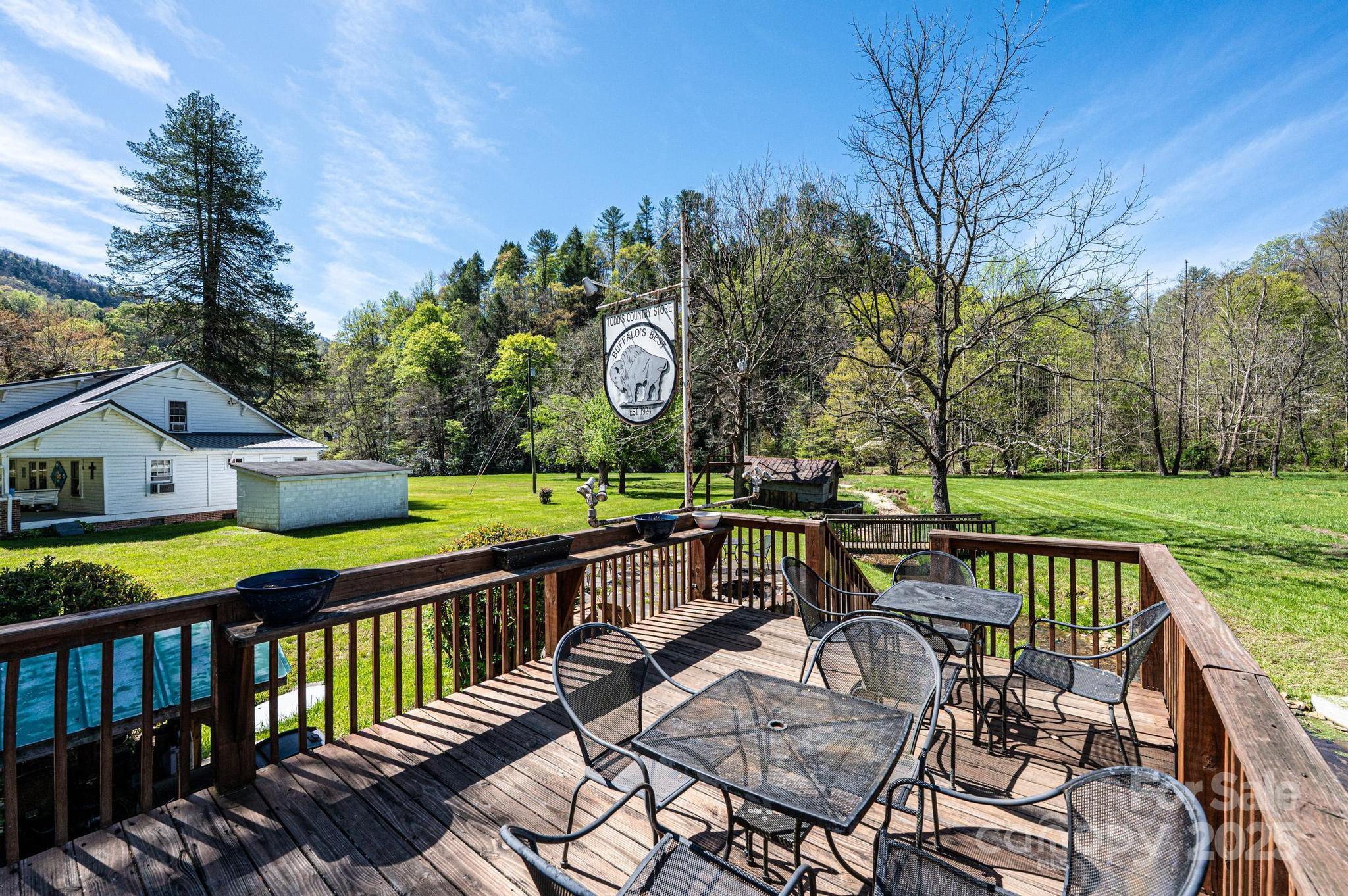 6353 Buffalo Cove Road Property Photo 36
