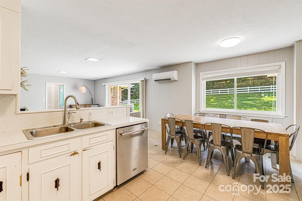 71 Happy Valley Drive Property Photo 7