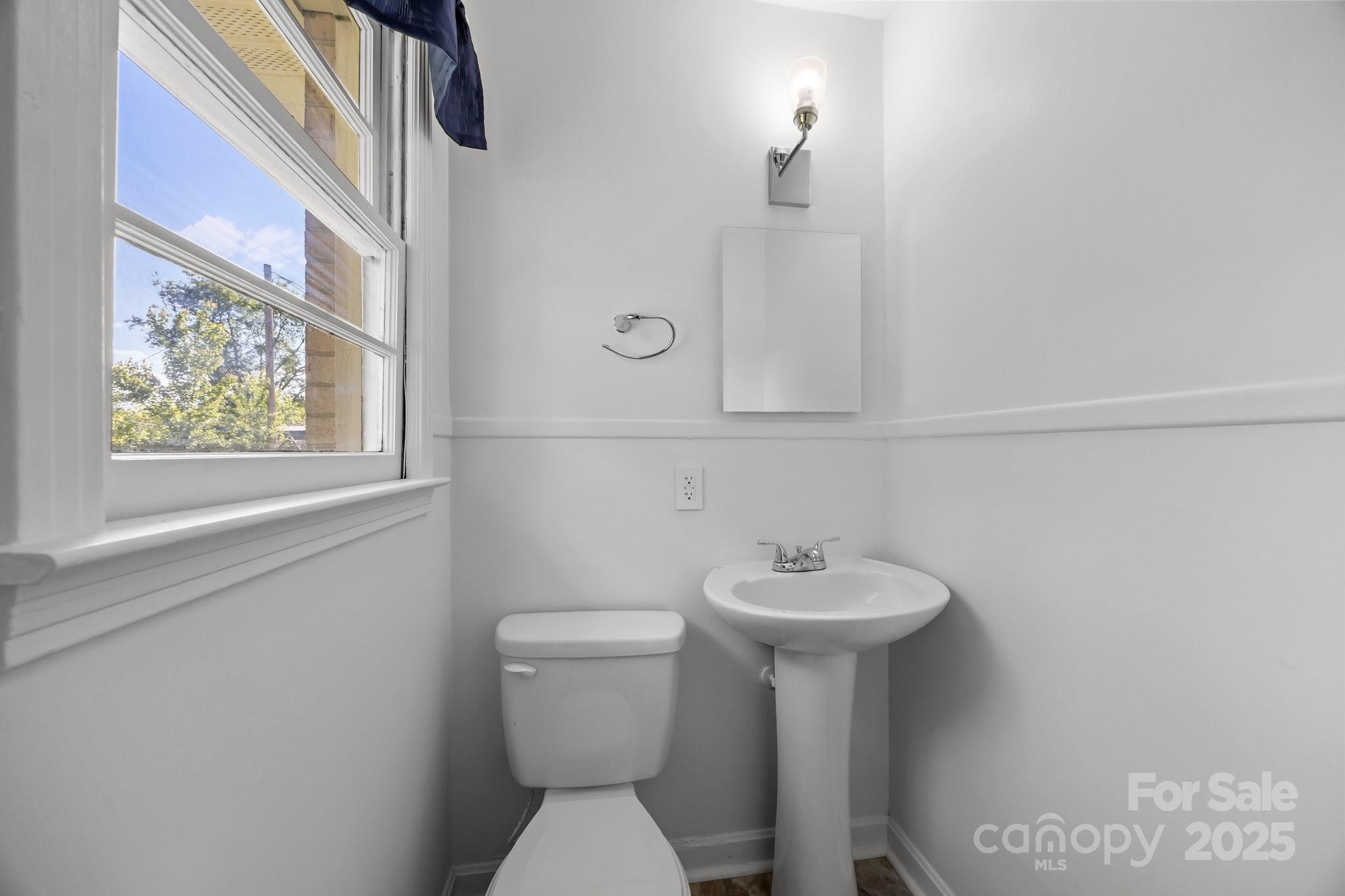 136 Kent Drive Property Photo 28