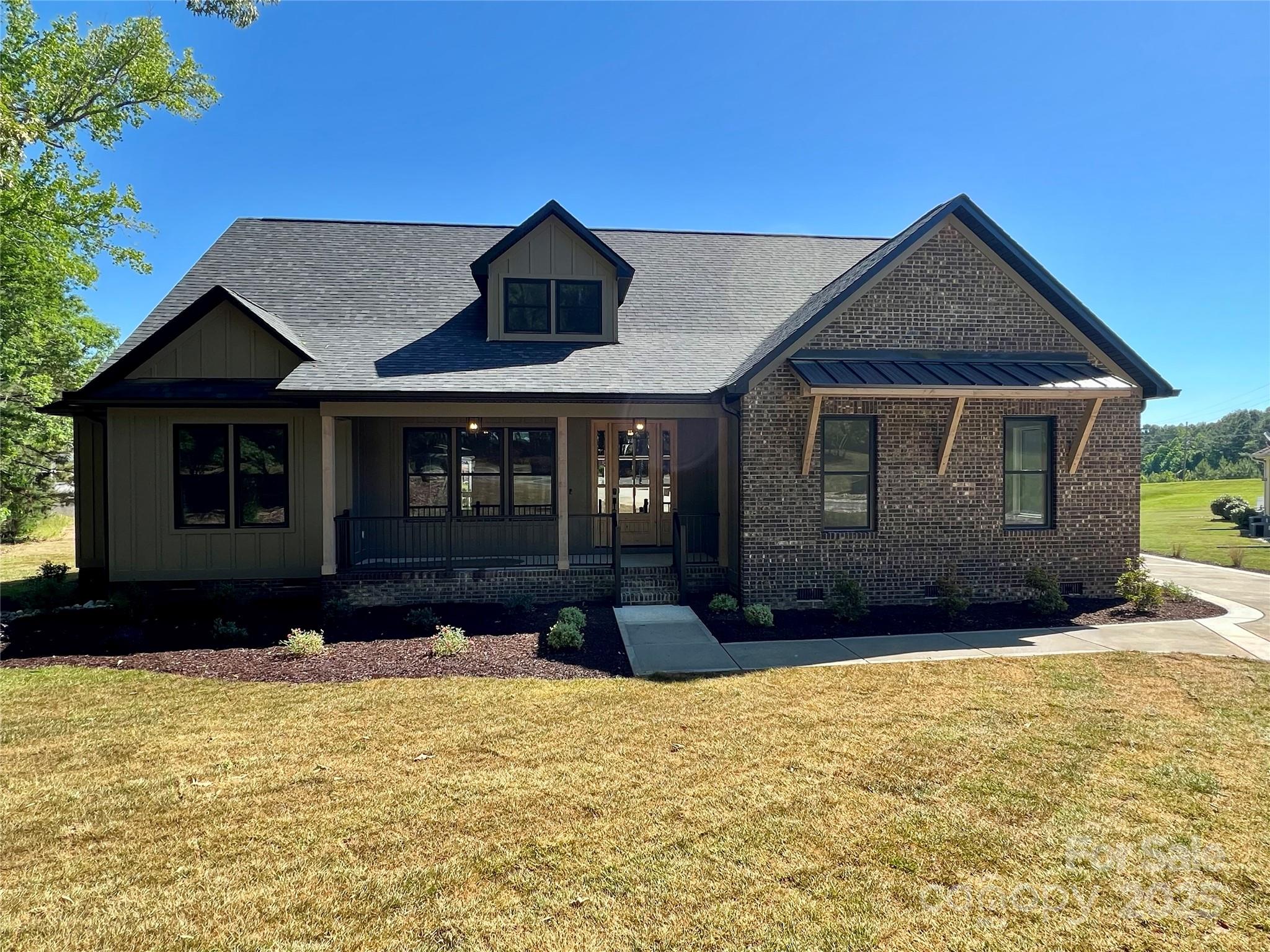 603 Turnberry Court Property Photo 1