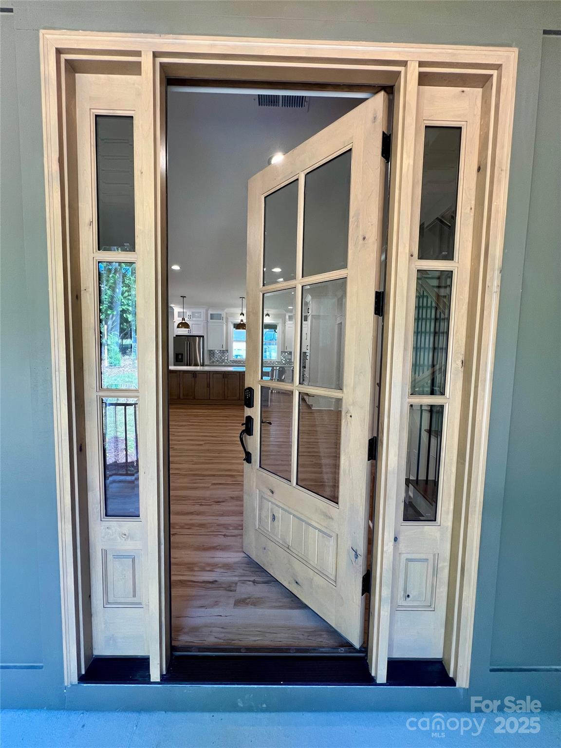 603 Turnberry Court Property Photo 5