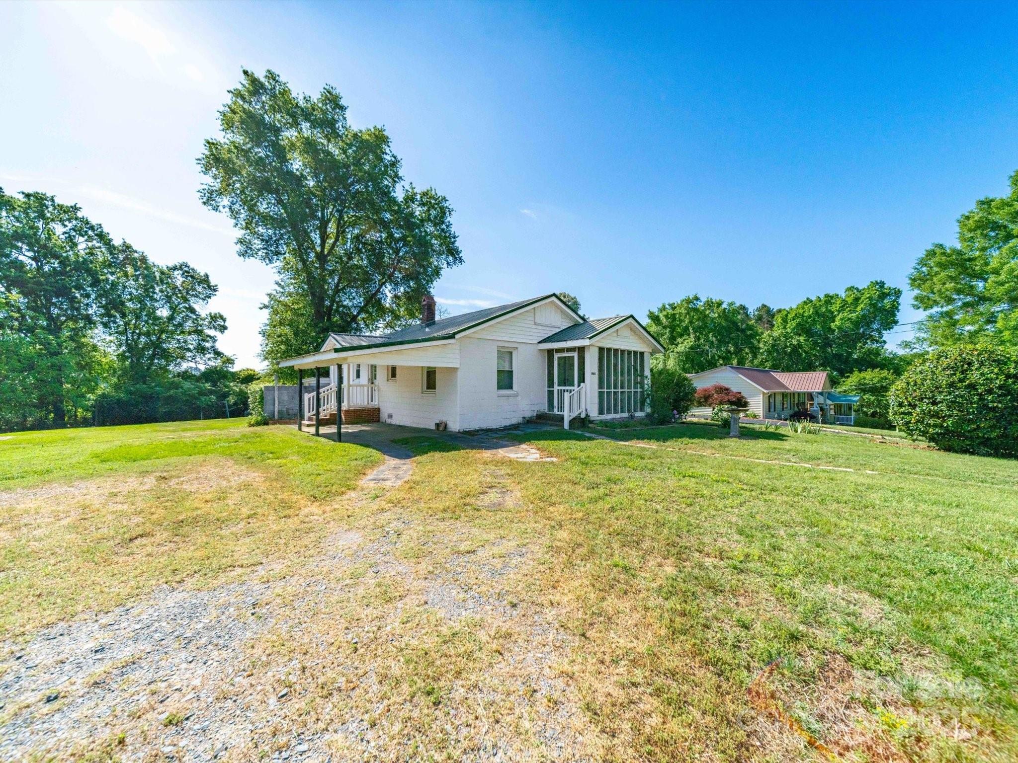 1468 Hilltop Street Property Photo 1