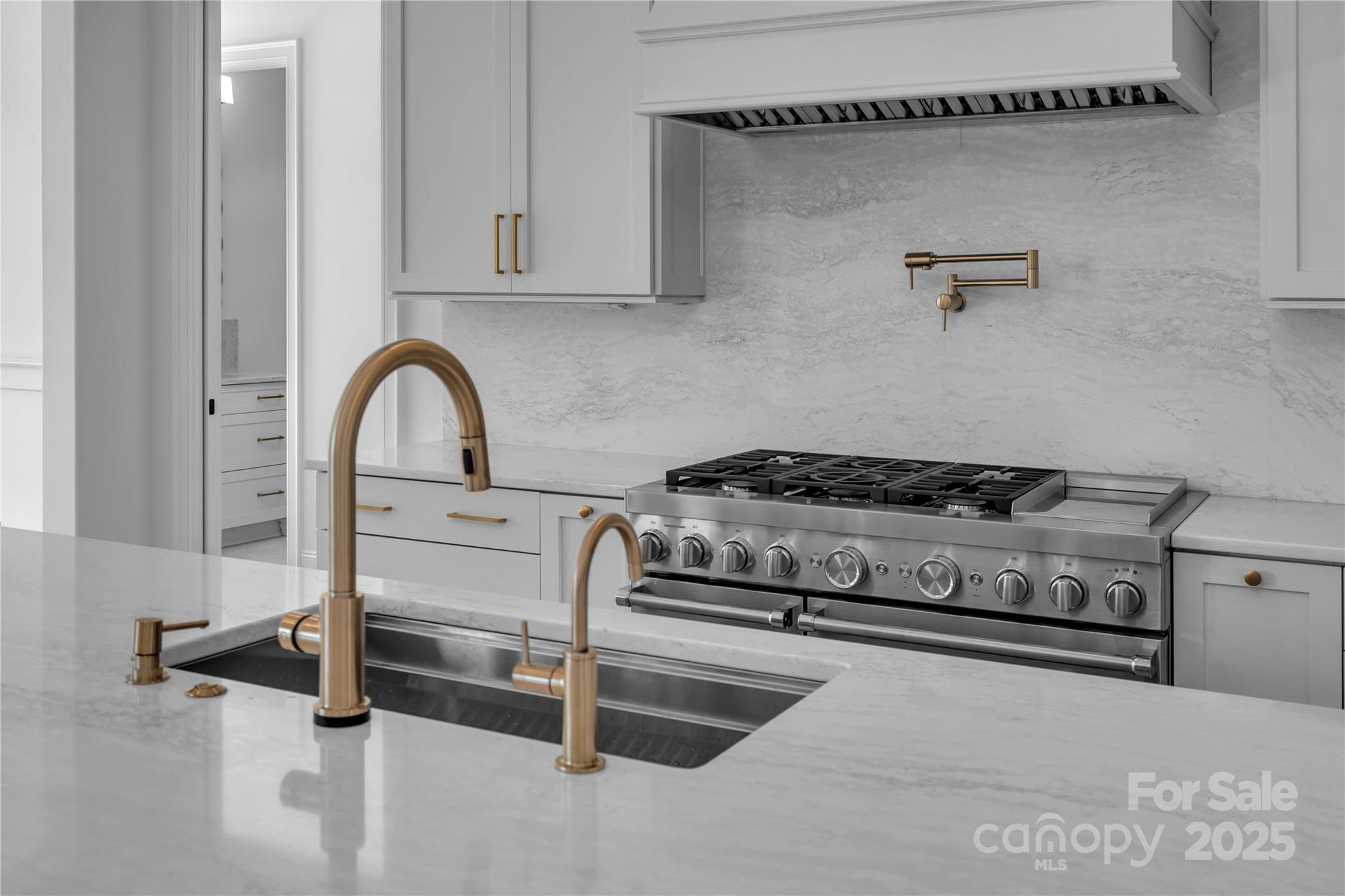 114 Wilharr Court 38 Property Photo 5